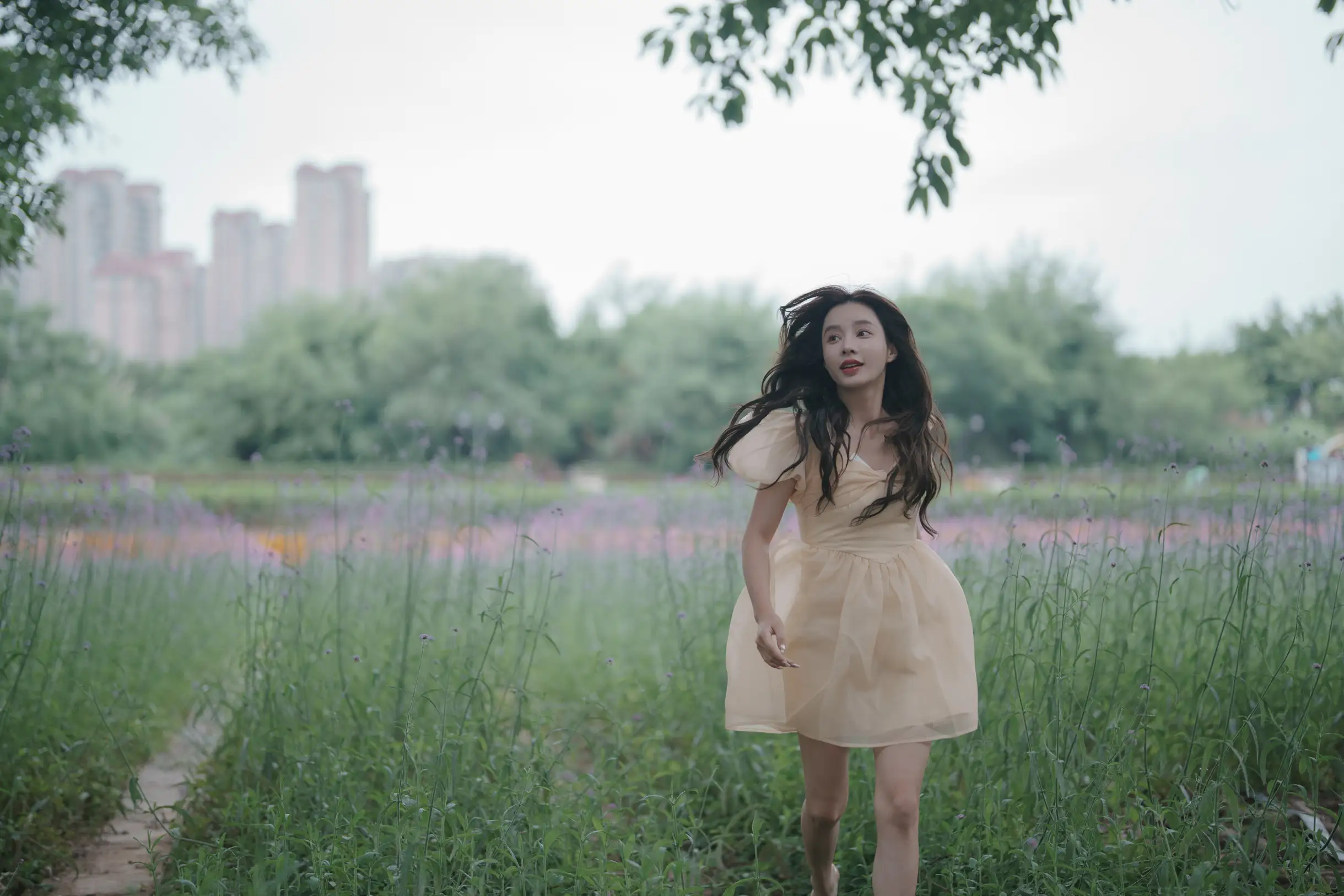 [艺图语] 2022.07.16 Vol.1498 – 阴雨天，森林里的精灵 姝雯同学#[62P]-2