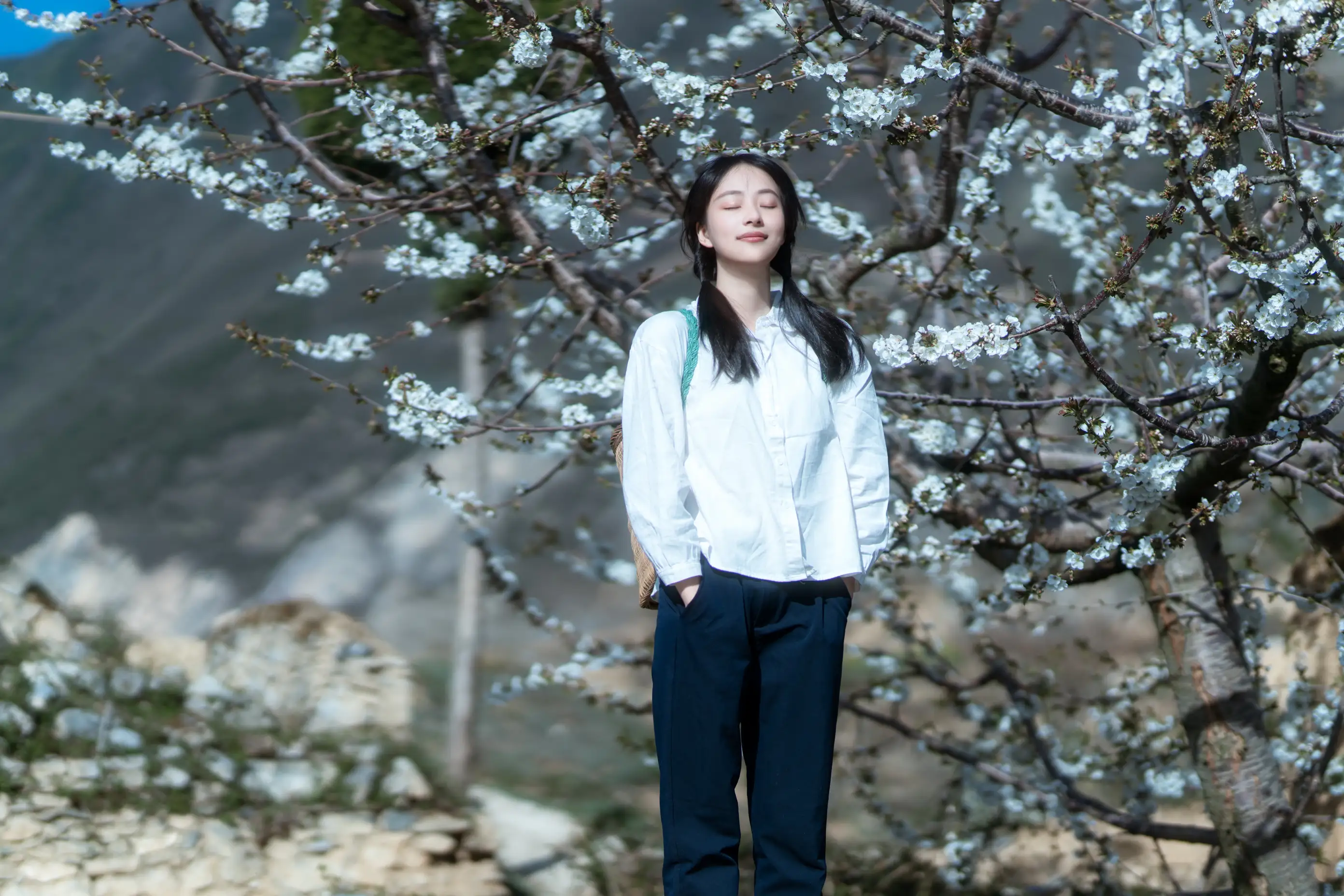 [艺图语] 2021.12.27 Vol.536 – 故乡的小燕子 欢欢#[36P]-10