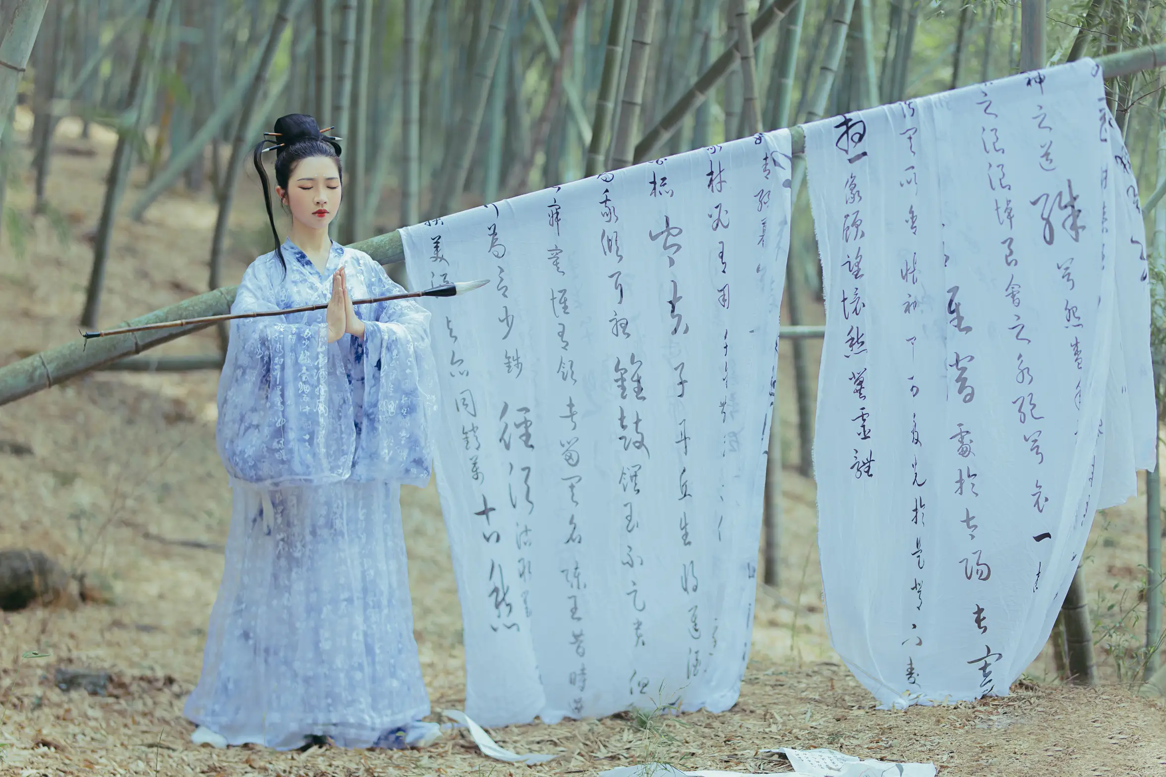 [艺图语] 2022.08.24 Vol.1776 – 笔仙 君心蓝#[22P]-1