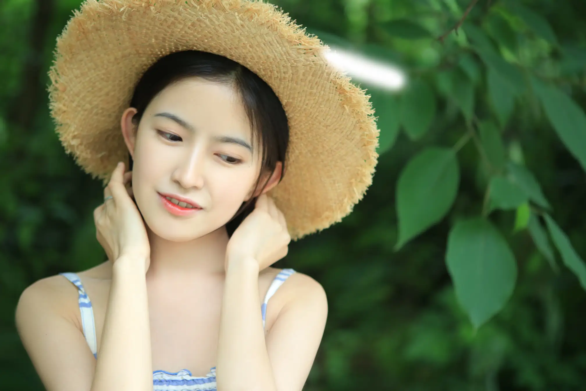 [艺图语] 2022.07.07 Vol.1410 – Hatsukio 小草草呀#[35P]-6