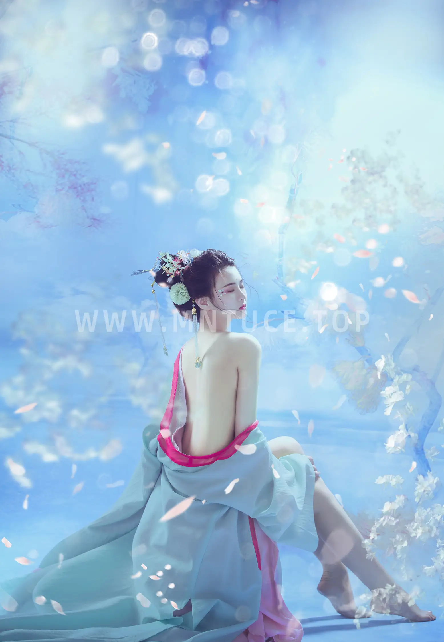 [艺图语] 2022.01.24 Vol.700 – 如梦令 欣宝#[22P]-10