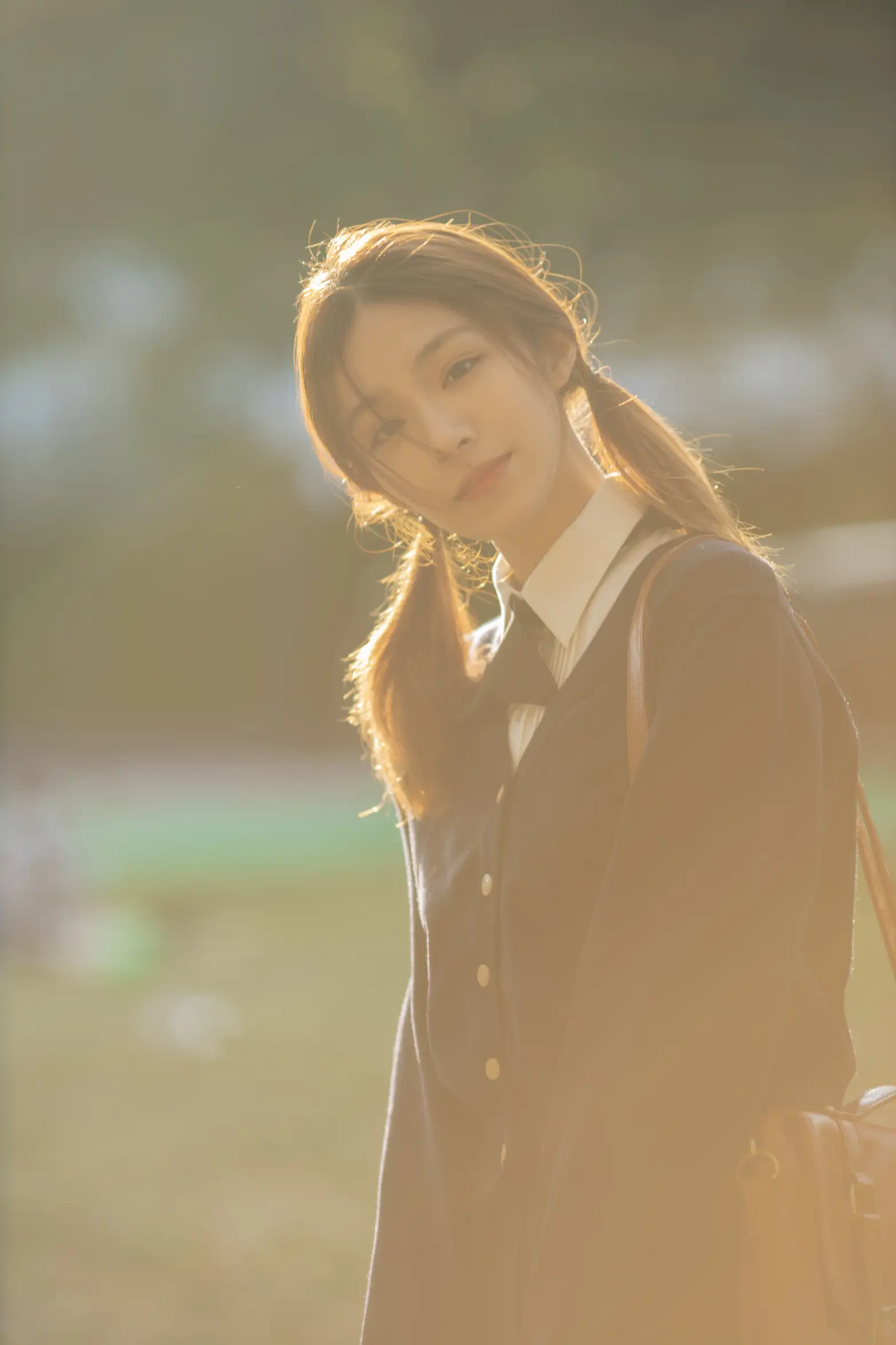 [艺图语] 2022.01.19 Vol.678 – 秋天，陪你一起看银杏 朱云慧大魔王#[28P]-4