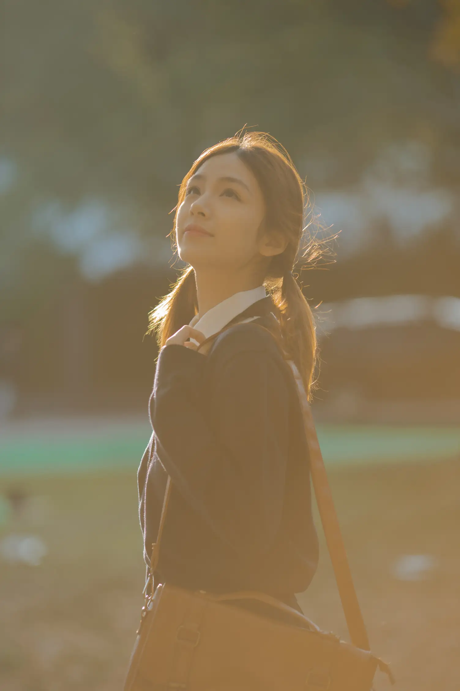 [艺图语] 2022.01.19 Vol.678 – 秋天，陪你一起看银杏 朱云慧大魔王#[28P]-6