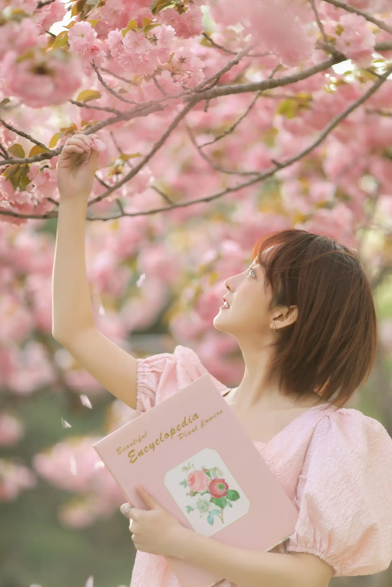 [艺图语] 2022.07.08 Vol.1421 – 樱落 程凡#[21P]-9