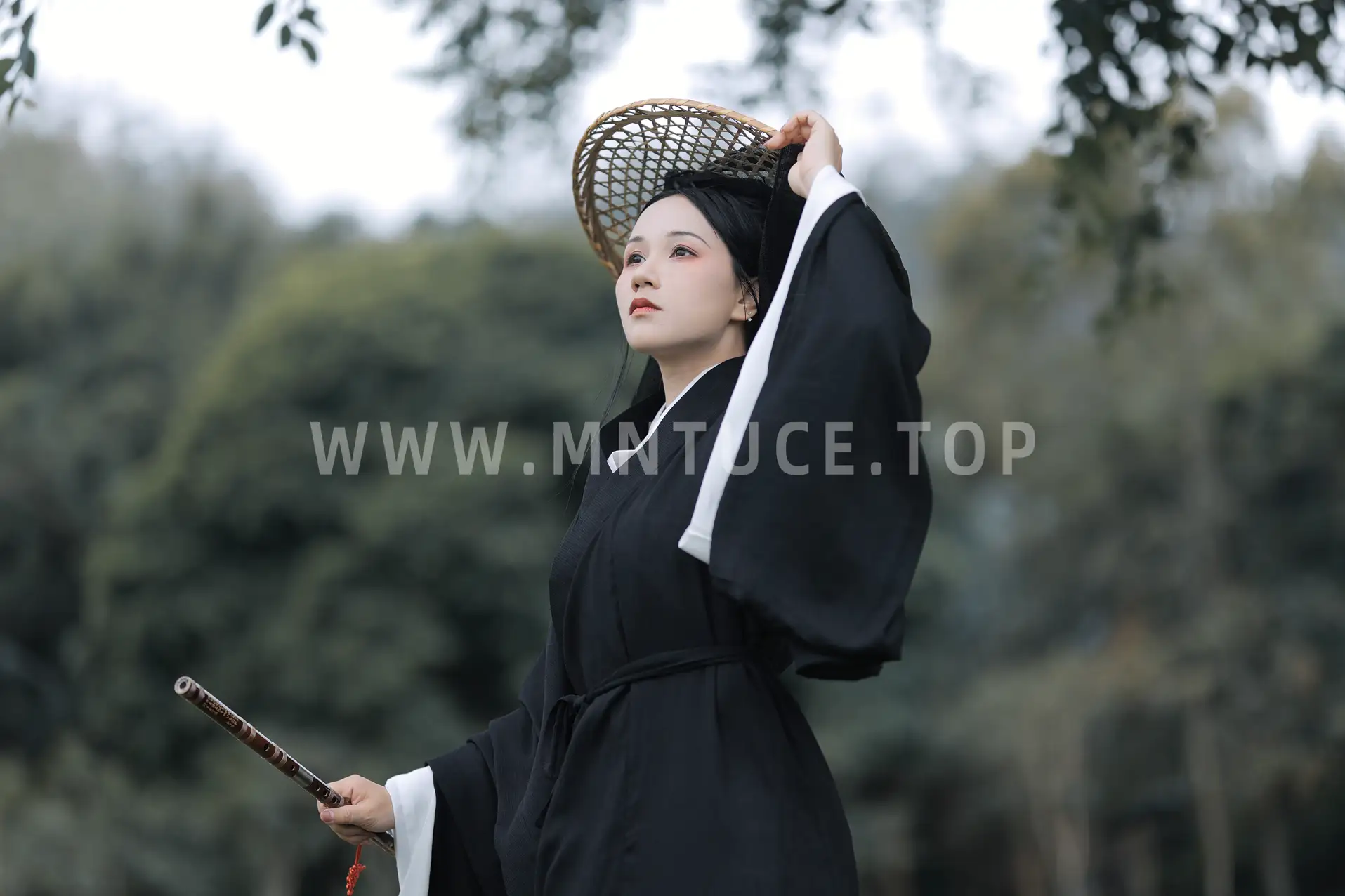 [艺图语] 2021.10.08 Vol.340 – 山中抚琴 小白#[25P]-9