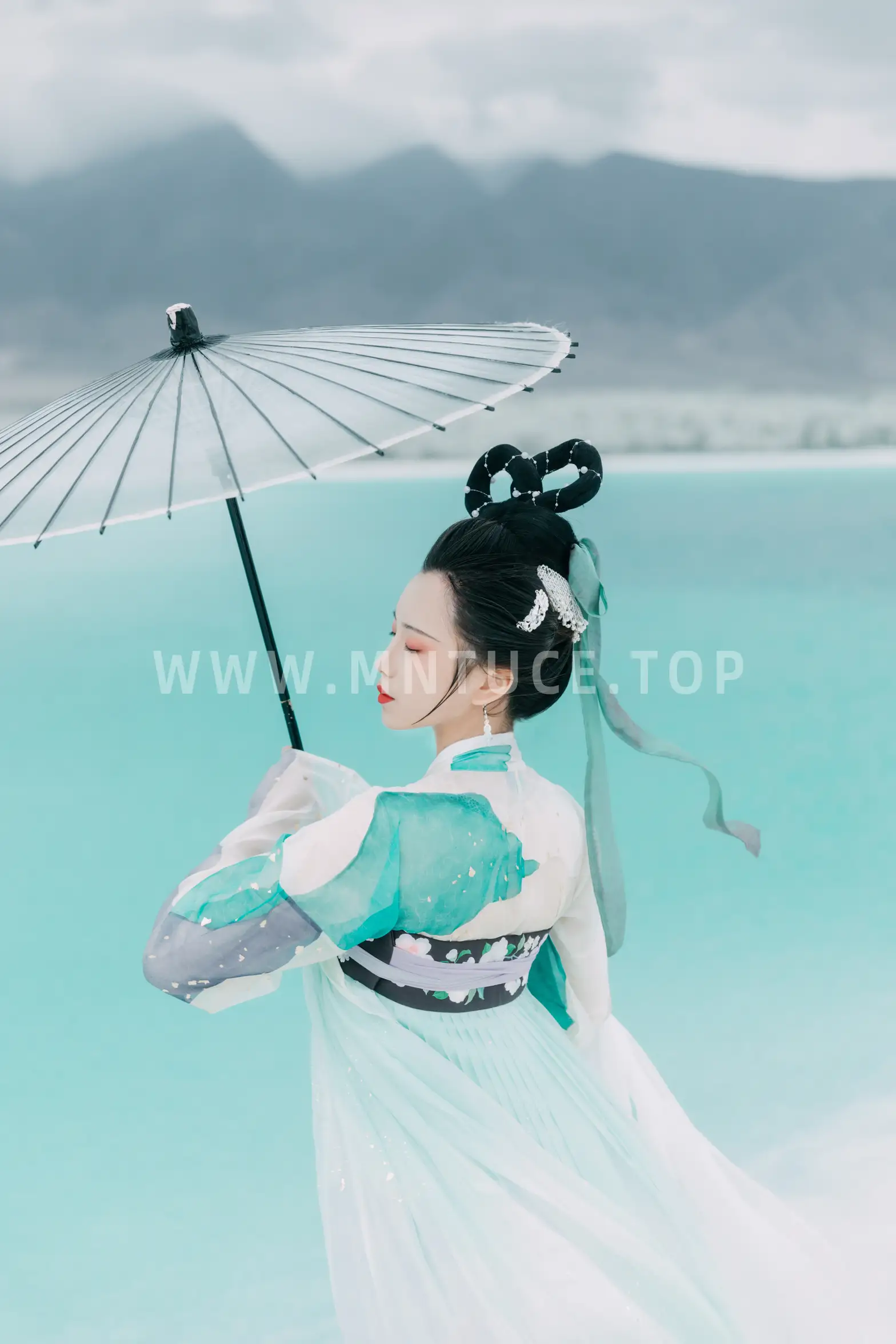 [艺图语] 2022.08.08 Vol.1652 – 碧水间 公孙凭#[22P]-8
