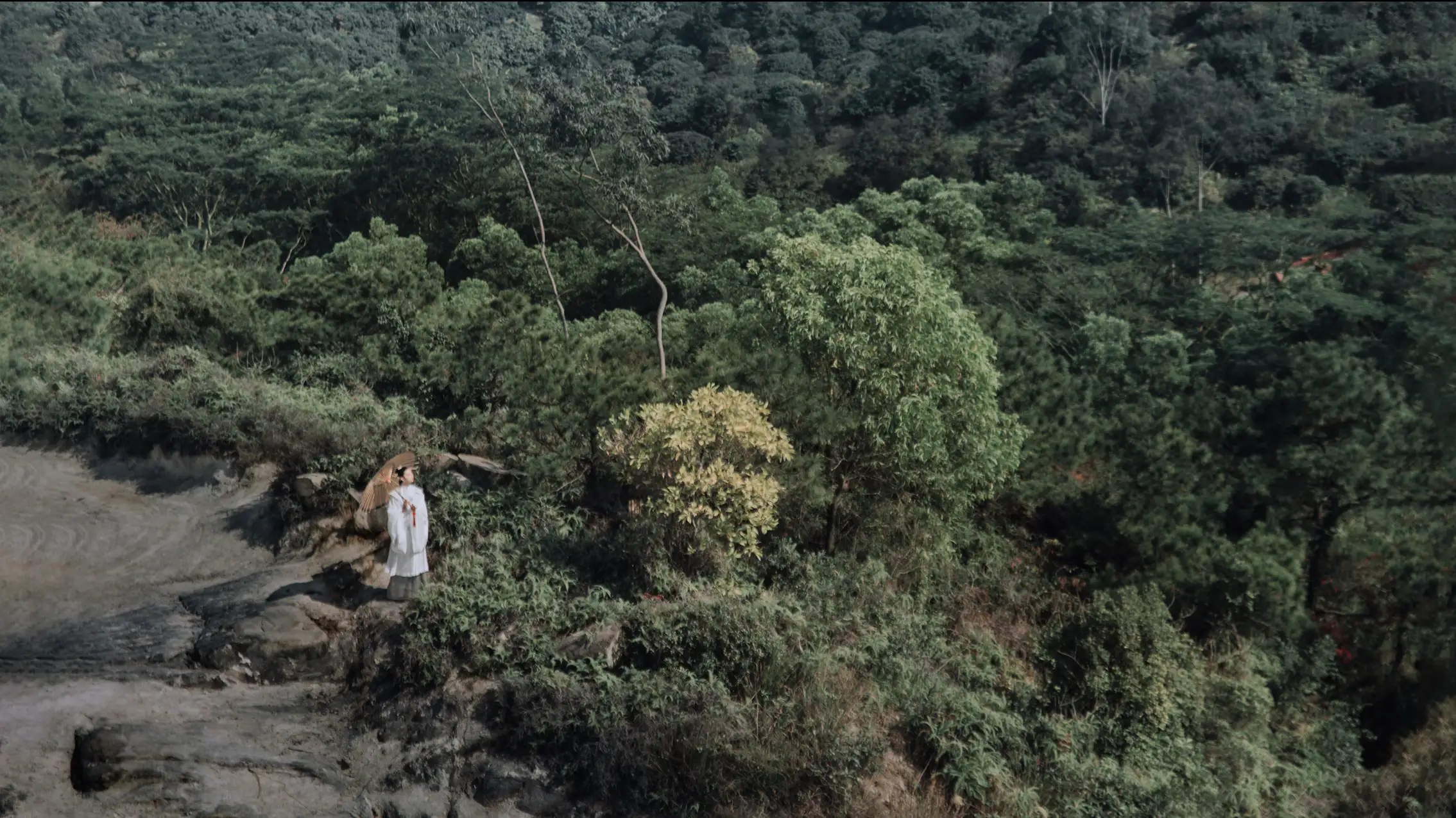 [艺图语] 2021.09.04 Vol.251 – 望归尘 杍愉#[24P]-4