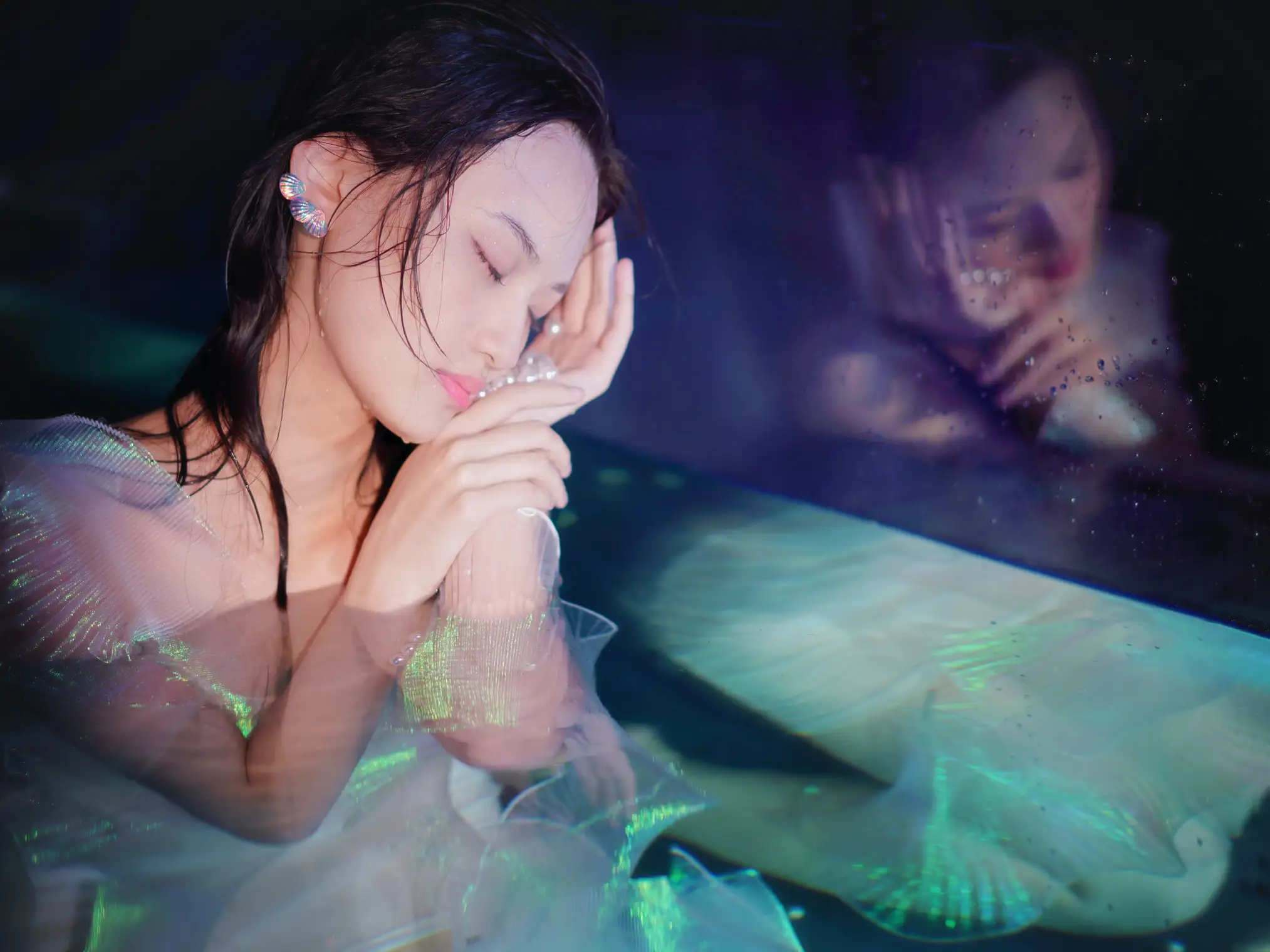 [艺图语] 2022.09.05 Vol.1876 – 水底的告白 曼球#[28P]-9