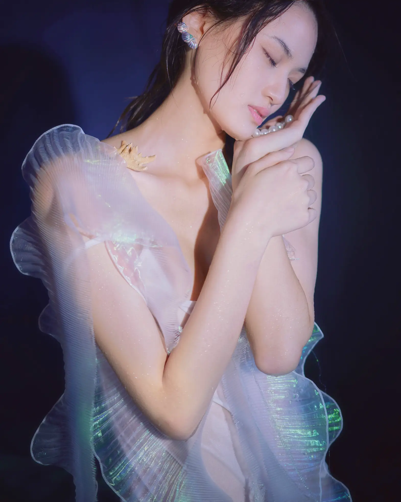 [艺图语] 2022.09.05 Vol.1876 – 水底的告白 曼球#[28P]-10