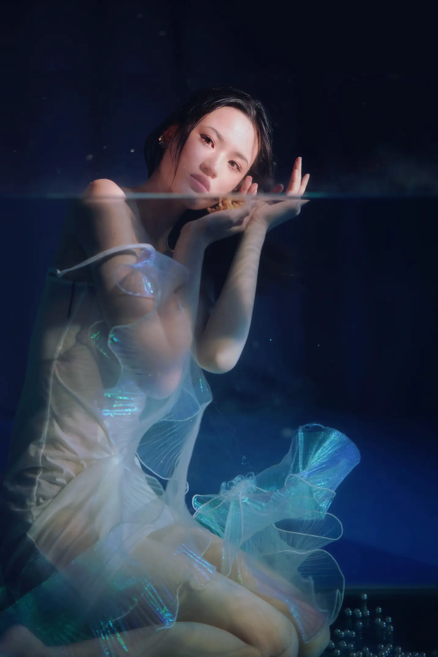 [艺图语] 2022.09.05 Vol.1876 – 水底的告白 曼球#[28P]-2