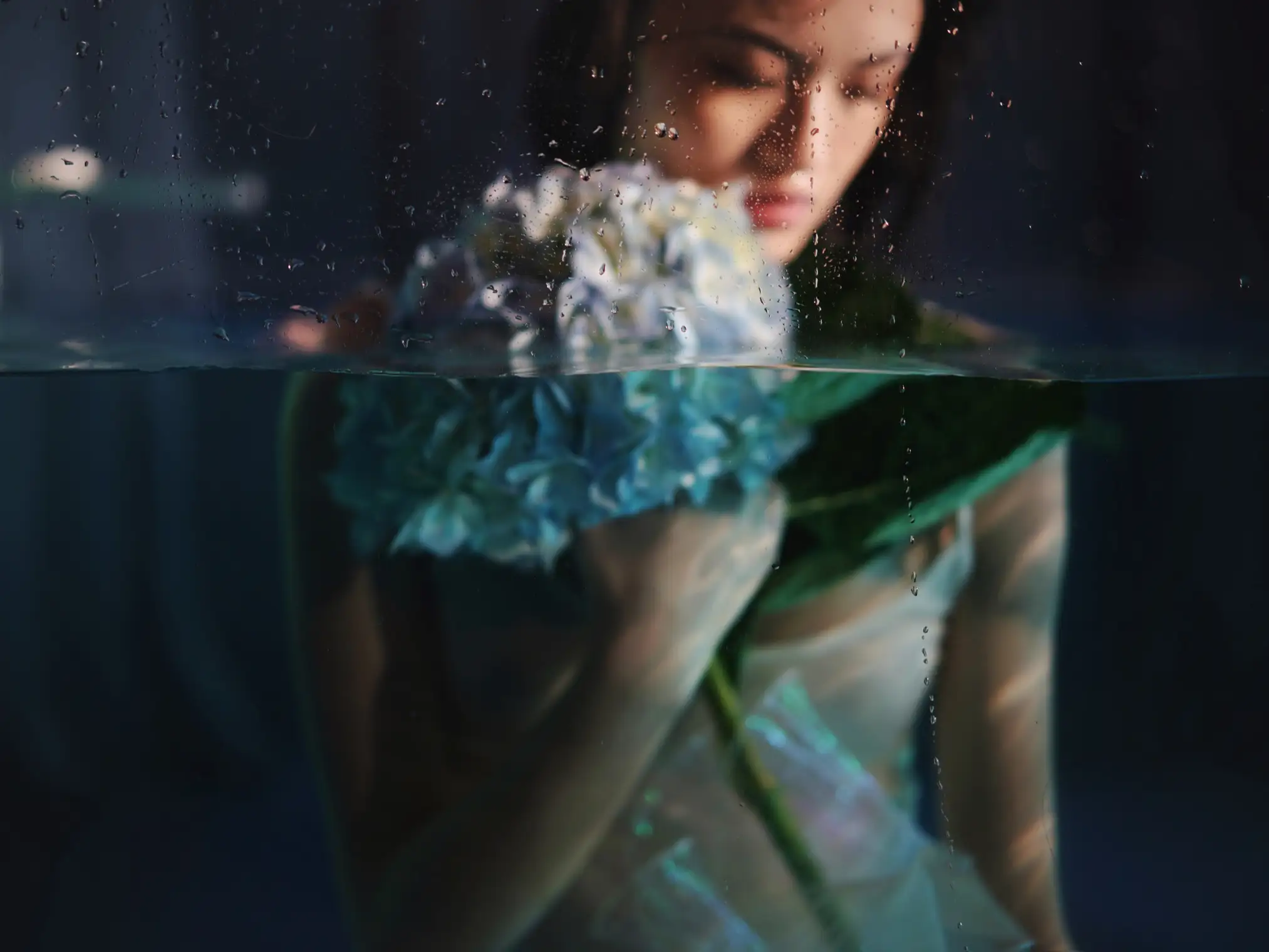 [艺图语] 2022.09.05 Vol.1876 – 水底的告白 曼球#[28P]-3