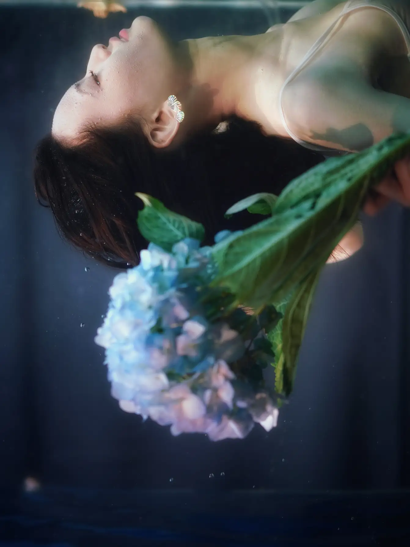 [艺图语] 2022.09.05 Vol.1876 – 水底的告白 曼球#[28P]-4