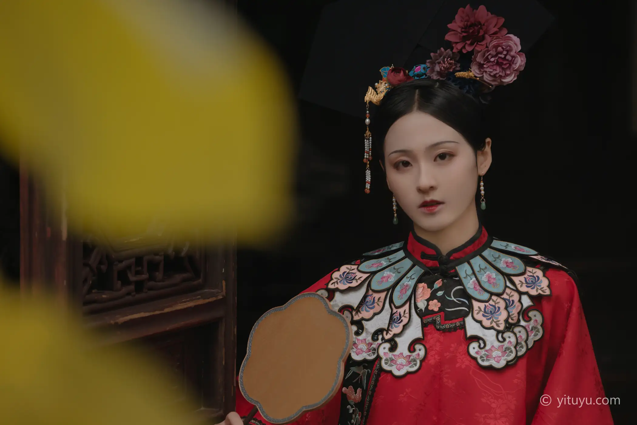 [艺图语] 2021.08.10 Vol.113 – 晚秋 苏苏#[34P]-10