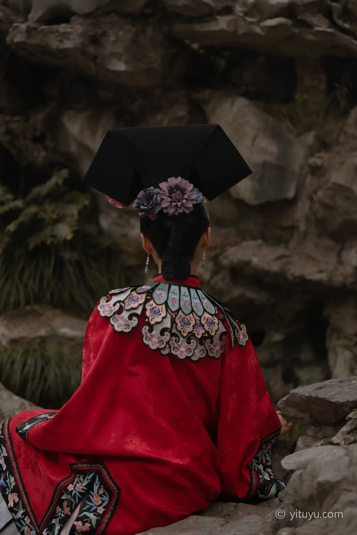 [艺图语] 2021.08.10 Vol.113 – 晚秋 苏苏#[34P]-10