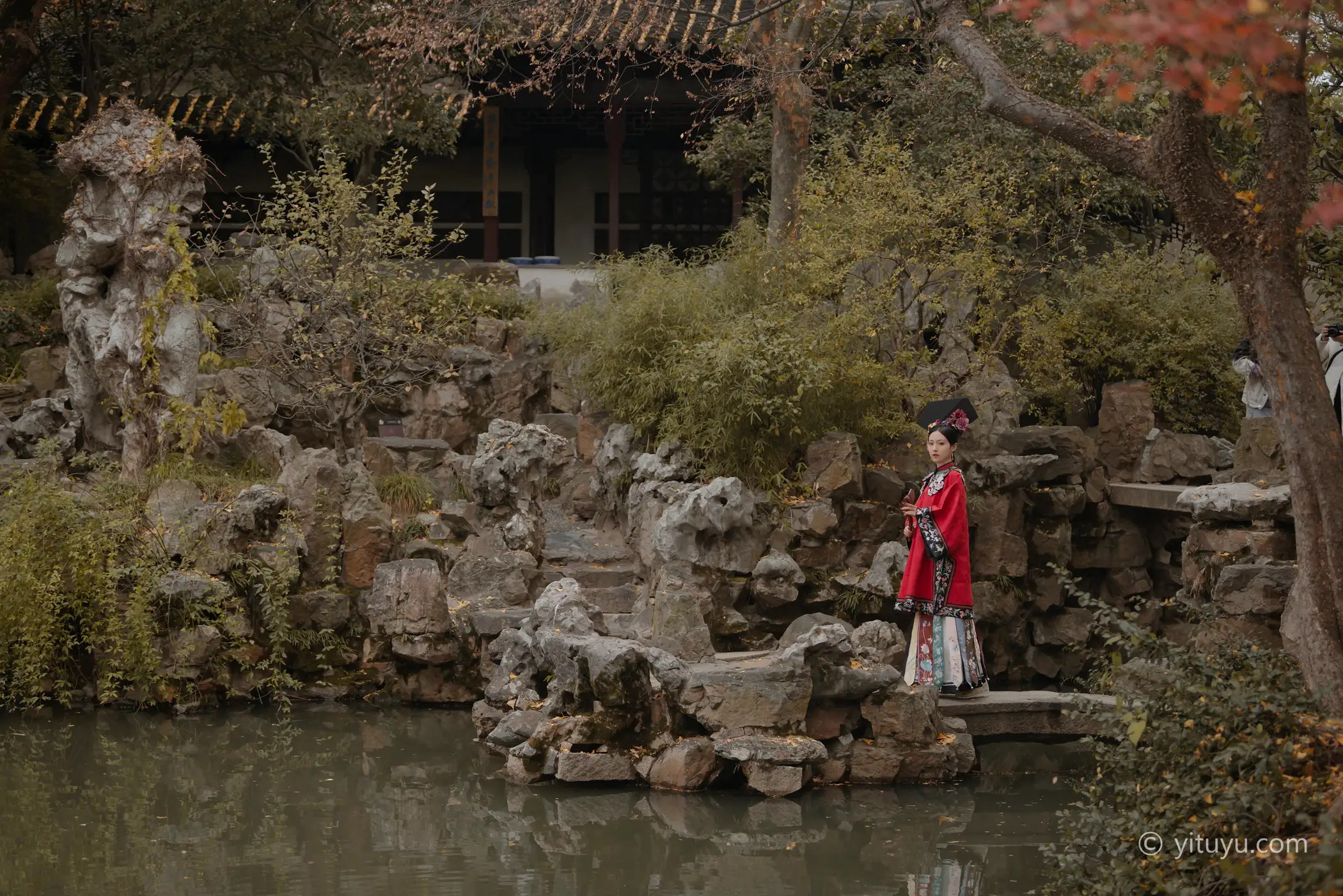 [艺图语] 2021.08.10 Vol.113 – 晚秋 苏苏#[34P]-1