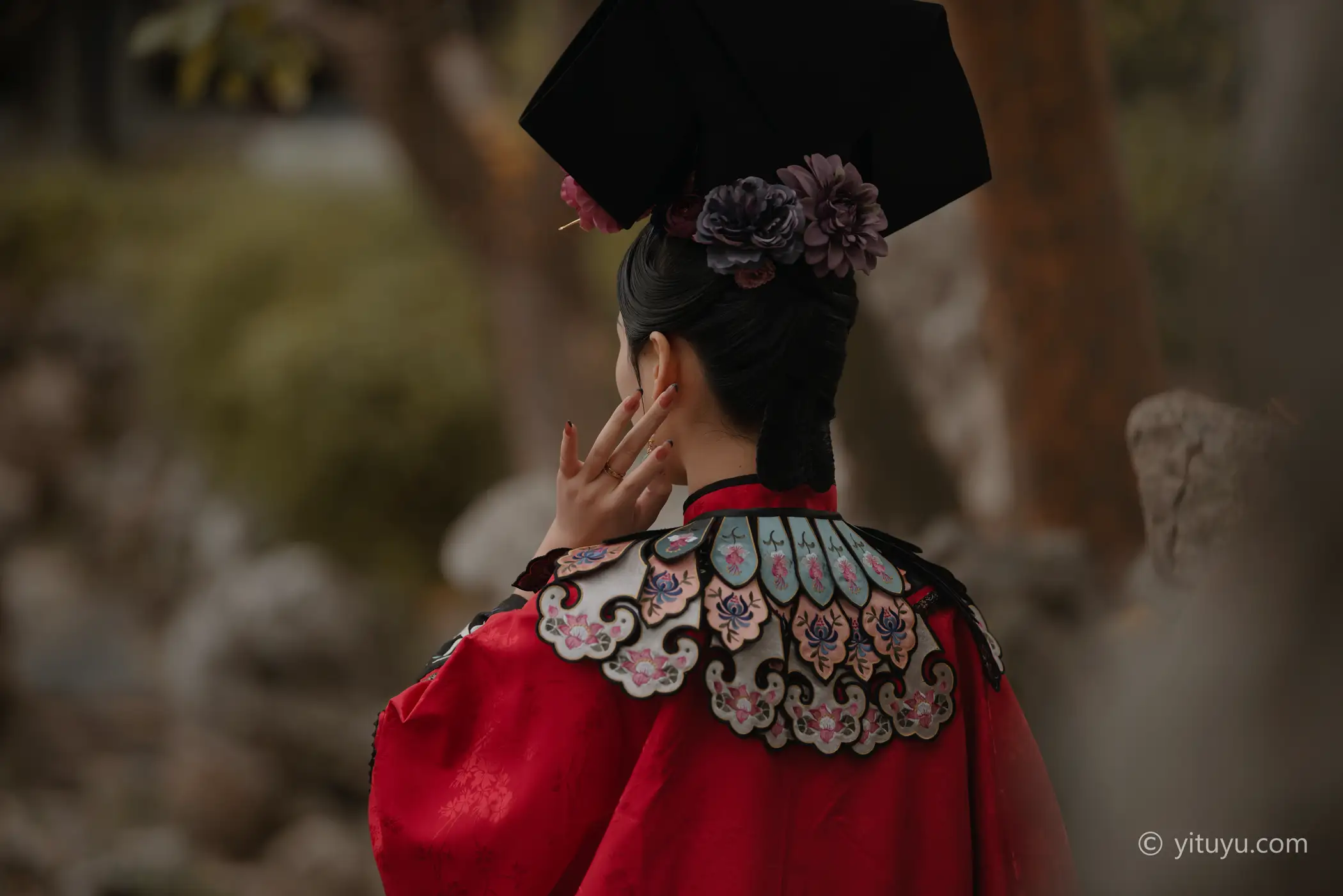 [艺图语] 2021.08.10 Vol.113 – 晚秋 苏苏#[34P]-2