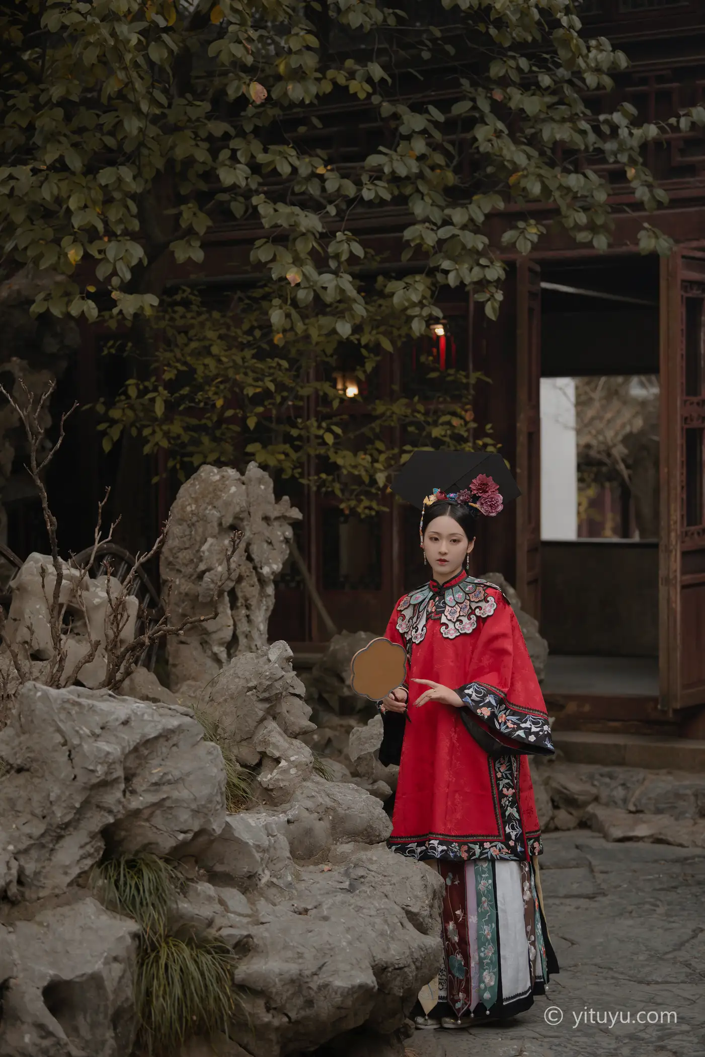 [艺图语] 2021.08.10 Vol.113 – 晚秋 苏苏#[34P]-6