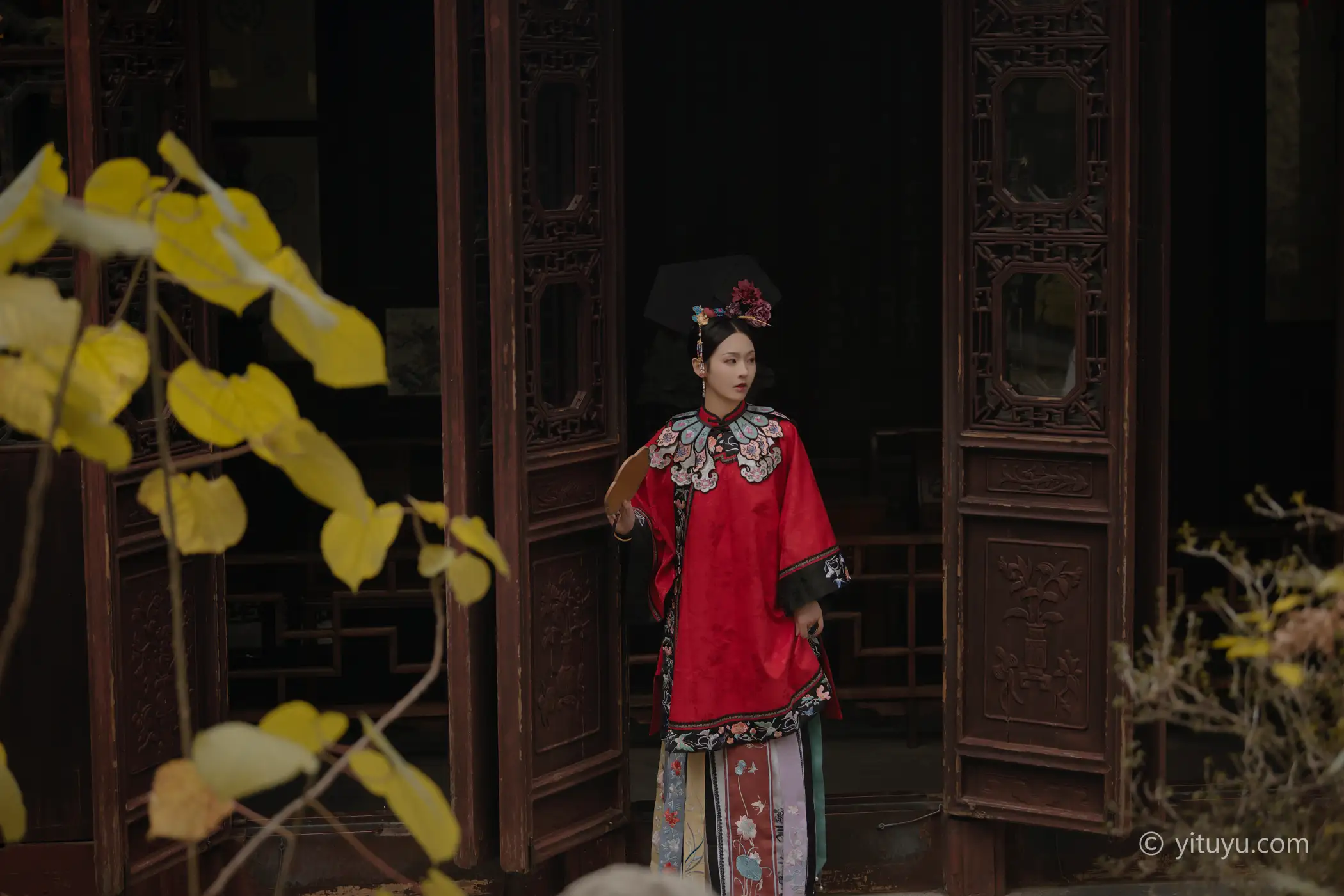 [艺图语] 2021.08.10 Vol.113 – 晚秋 苏苏#[34P]-9