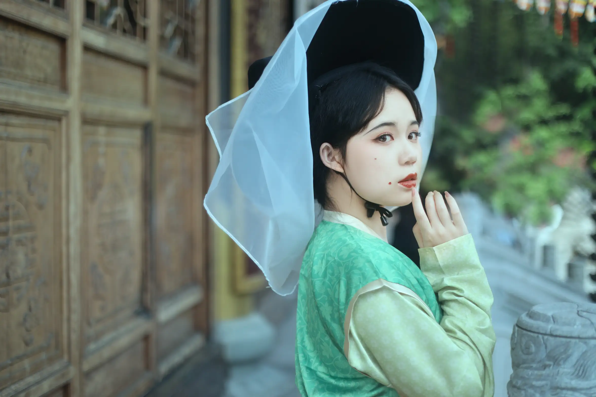 [艺图语] 2022.08.14 Vol.1704 – 踏青 一只高高#[22P]-9