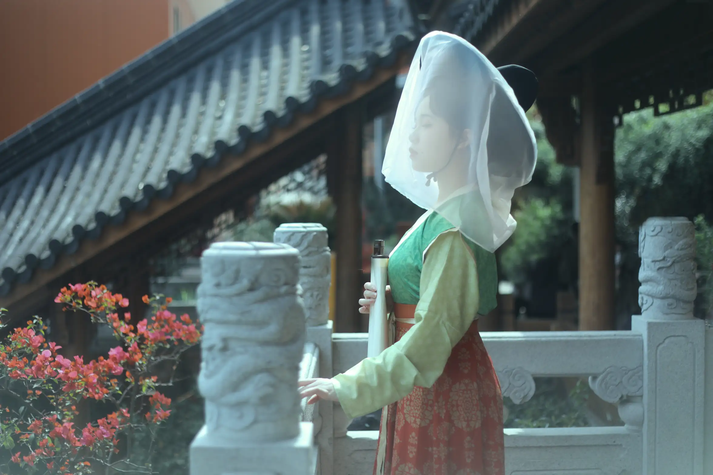 [艺图语] 2022.08.14 Vol.1704 – 踏青 一只高高#[22P]-6