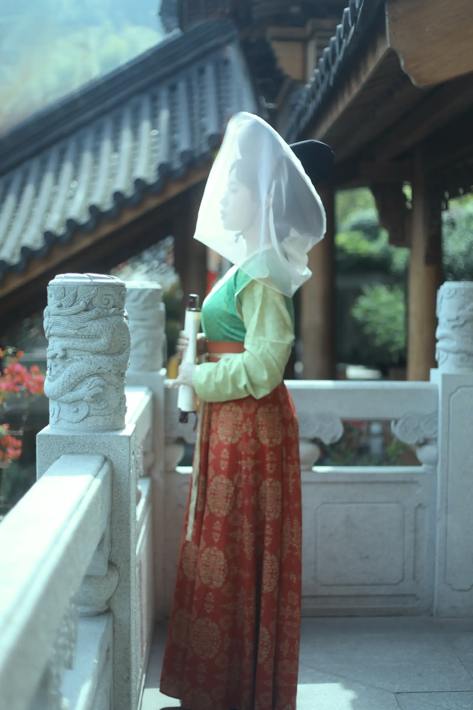 [艺图语] 2022.08.14 Vol.1704 – 踏青 一只高高#[22P]-9