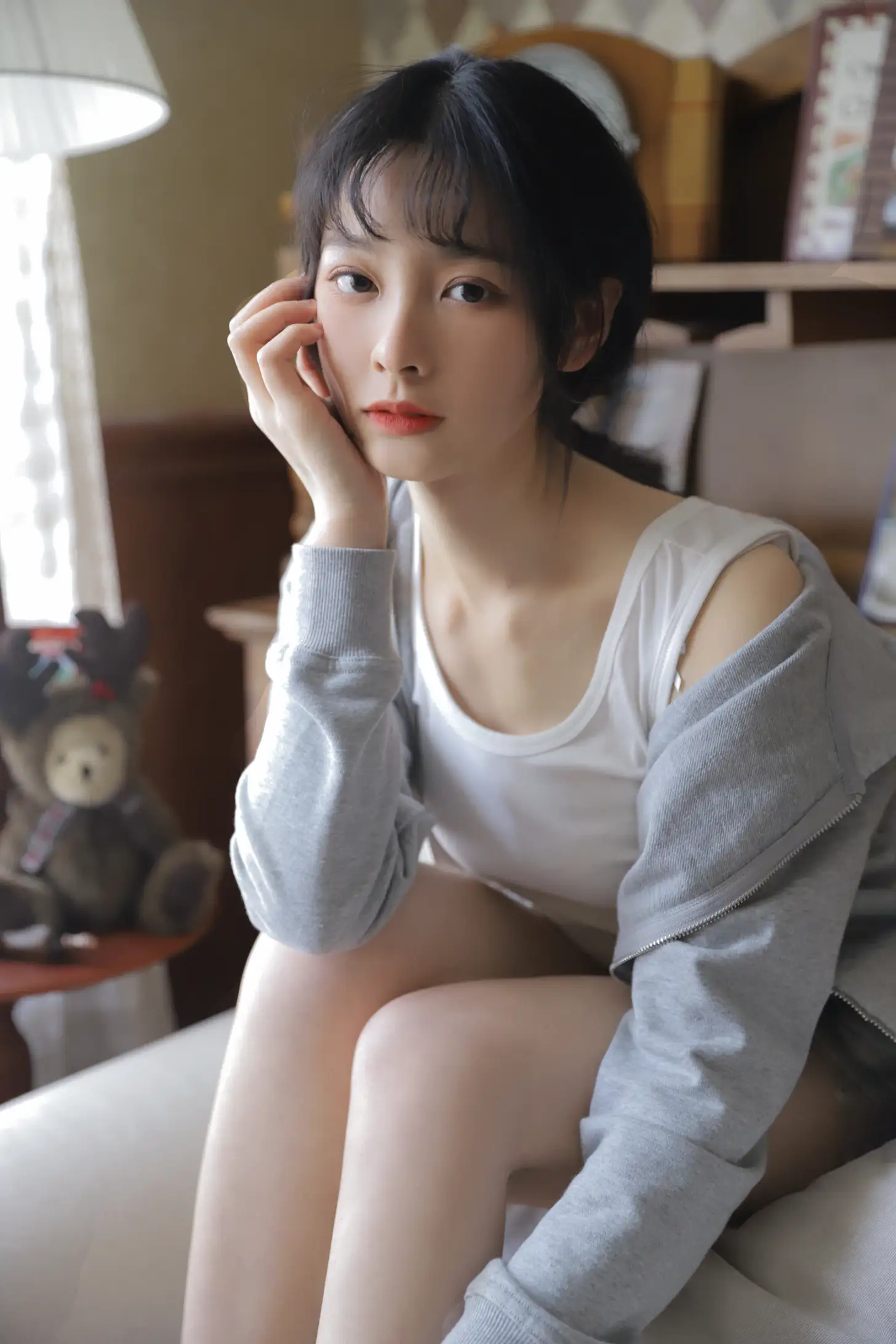 [艺图语] 2022.08.01 Vol.1599 – 灰色轨迹 - 春夏_#[23P]-1