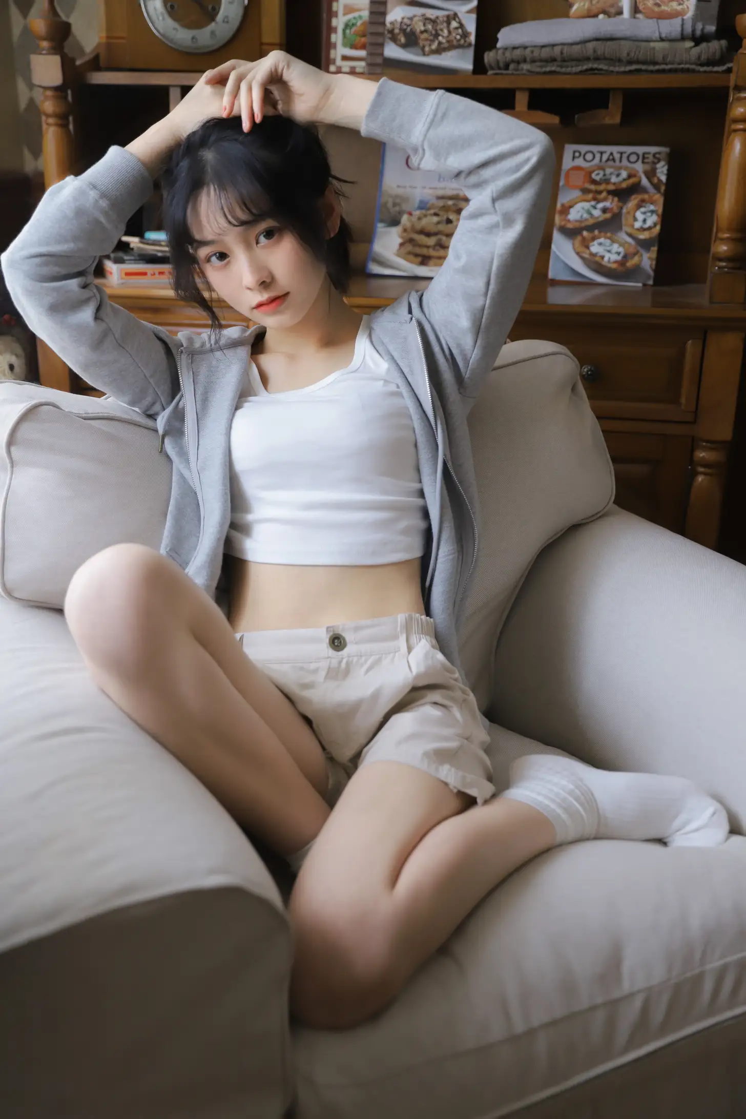 [艺图语] 2022.08.01 Vol.1599 – 灰色轨迹 - 春夏_#[23P]-2