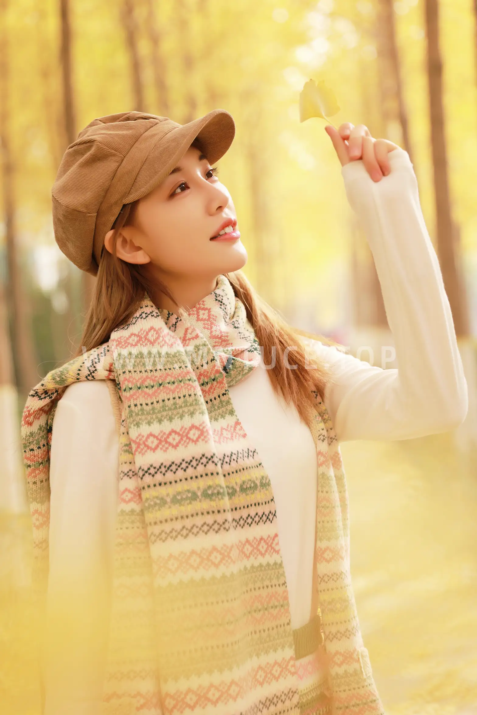 [艺图语] 2022.06.16 Vol.1200 – 人间忽晚 山河已秋 璐璐#[23P]-4