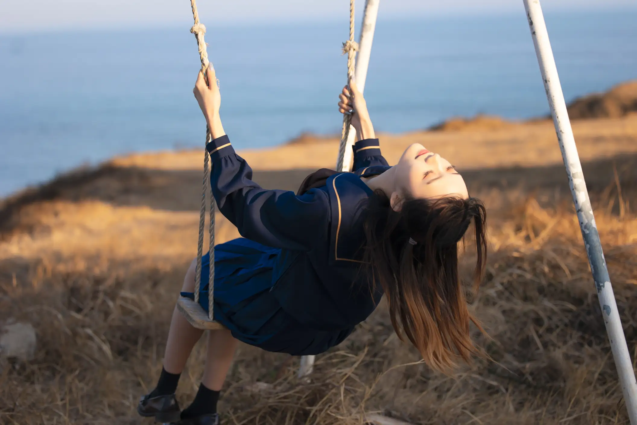 [艺图语] 2022.05.25 Vol.0976 – 奔向海角 兔子Zzz不吃胡萝卜#[25P]-1