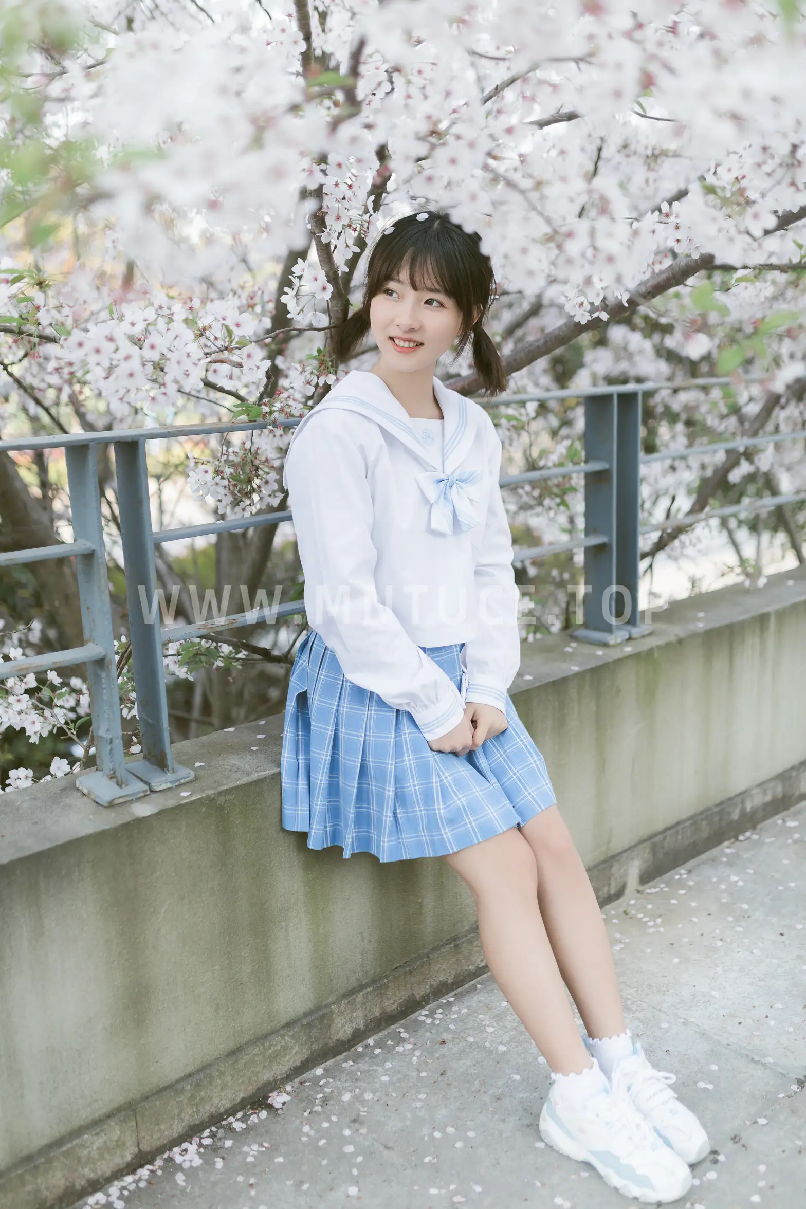 [艺图语] 2022.06.12 Vol.1162 – 樱の雪 Haruka月岛雯#[24P]-4