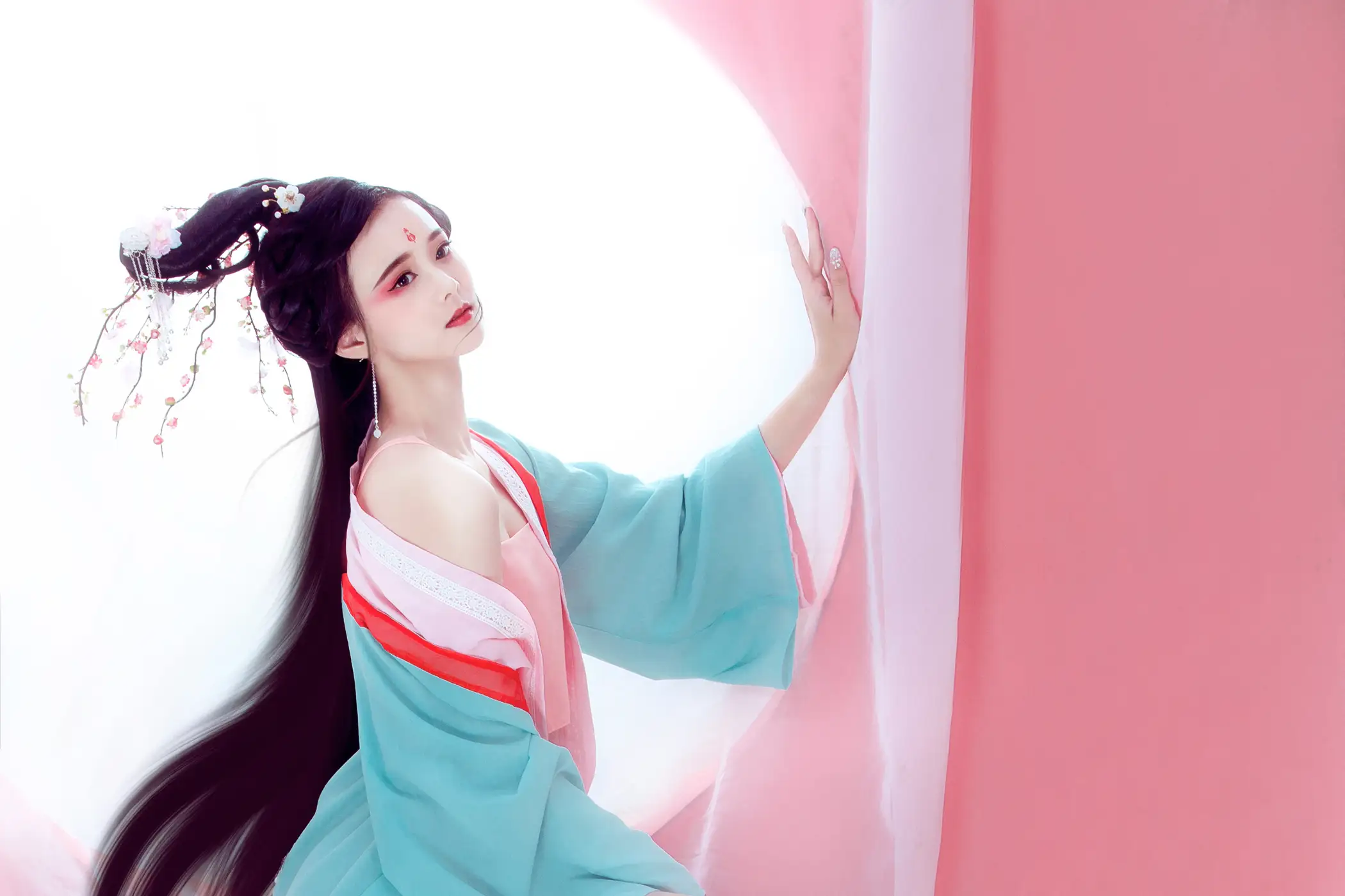 [艺图语] 2022.02.04 Vol.747 – 花非花 欣宝#[22P]-5