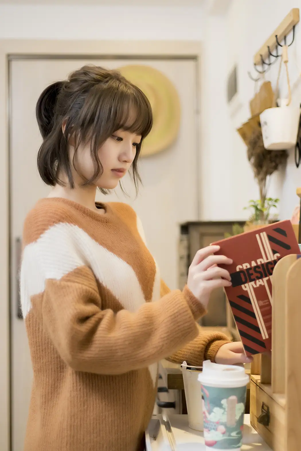 [艺图语] 2021.11.09 Vol.431 – 温柔 二妹#[22P]-1