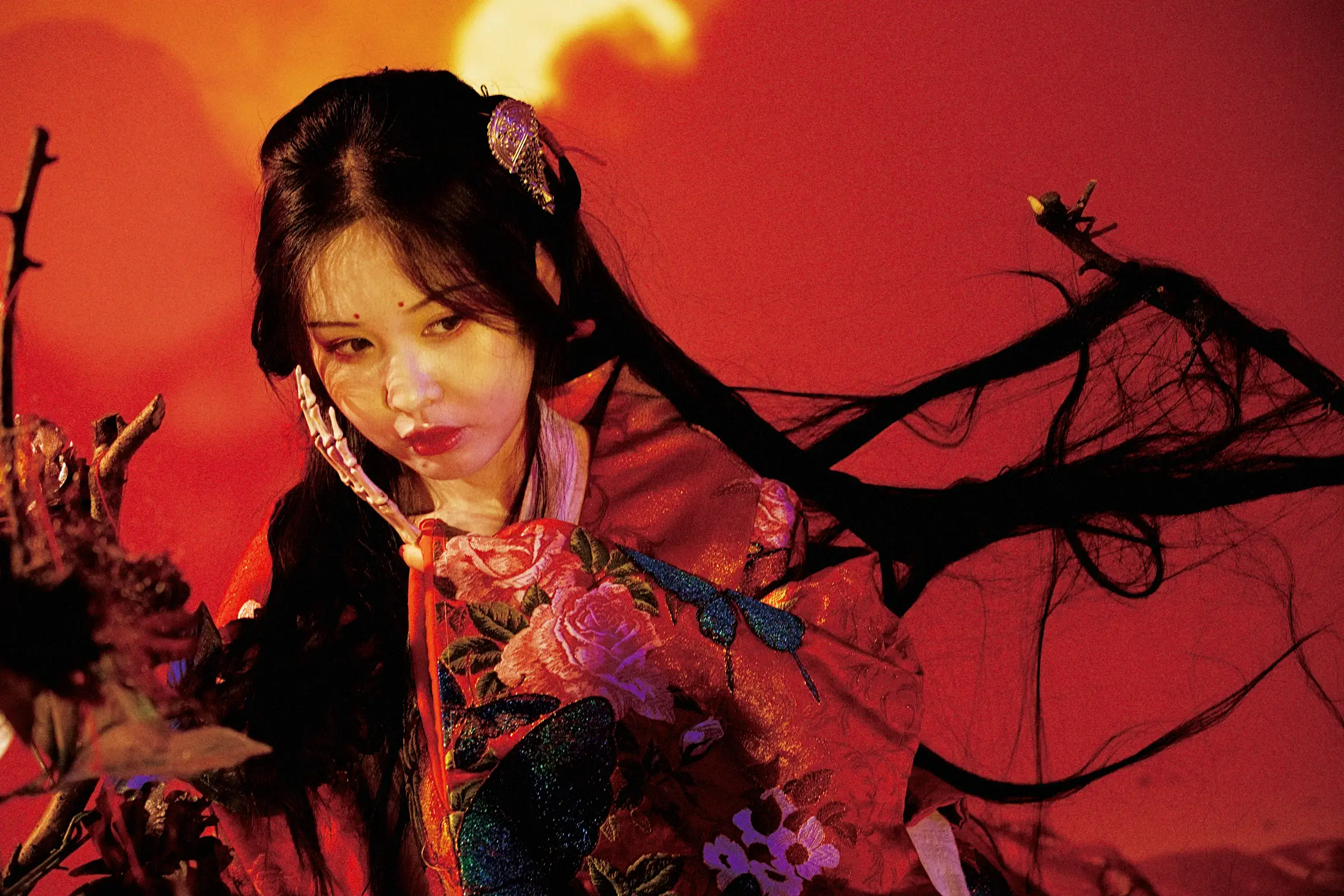 [艺图语] 2022.08.29 Vol.1823 – 雨女 英俊lulu酱#[24P]-9