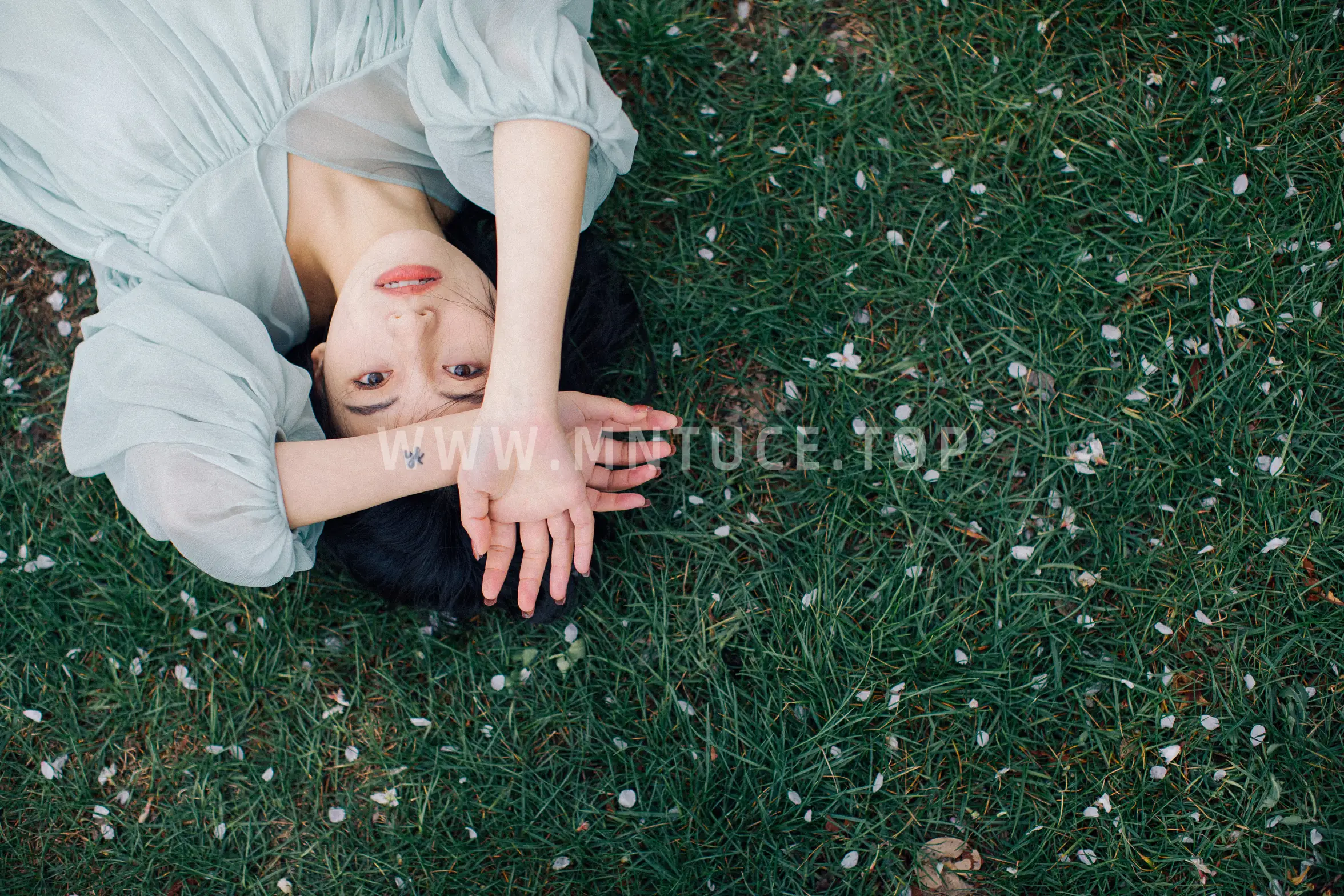 [艺图语] 2022.05.27 Vol.1002 – 落樱缤纷 九月#[28P]-8