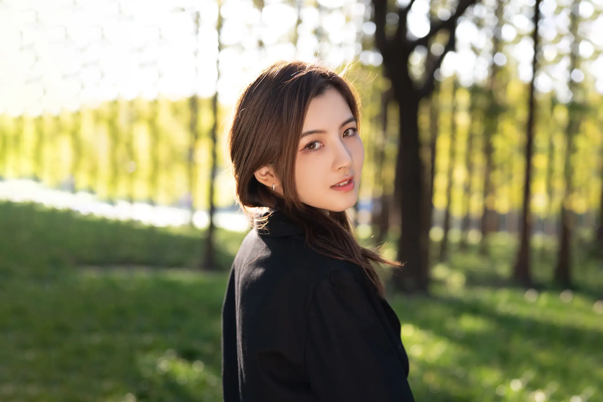 [艺图语] 2022.06.21 Vol.1245 – 秋日乐章 Dtifa丁小妮#[23P]-1