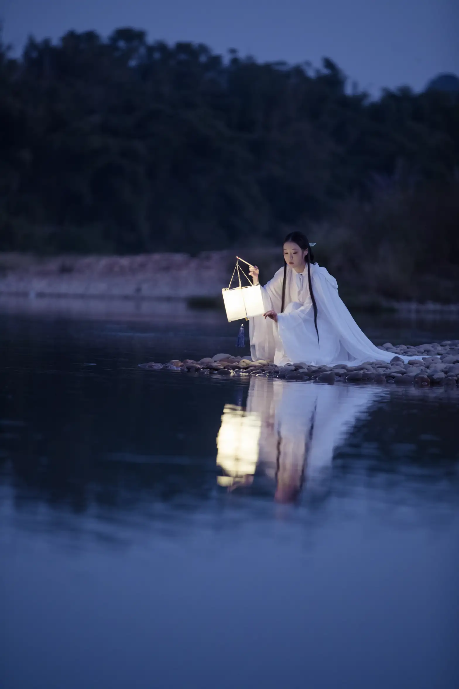 [艺图语] 2022.06.02 Vol.1065 – 萤火 卓妍#[28P]-2