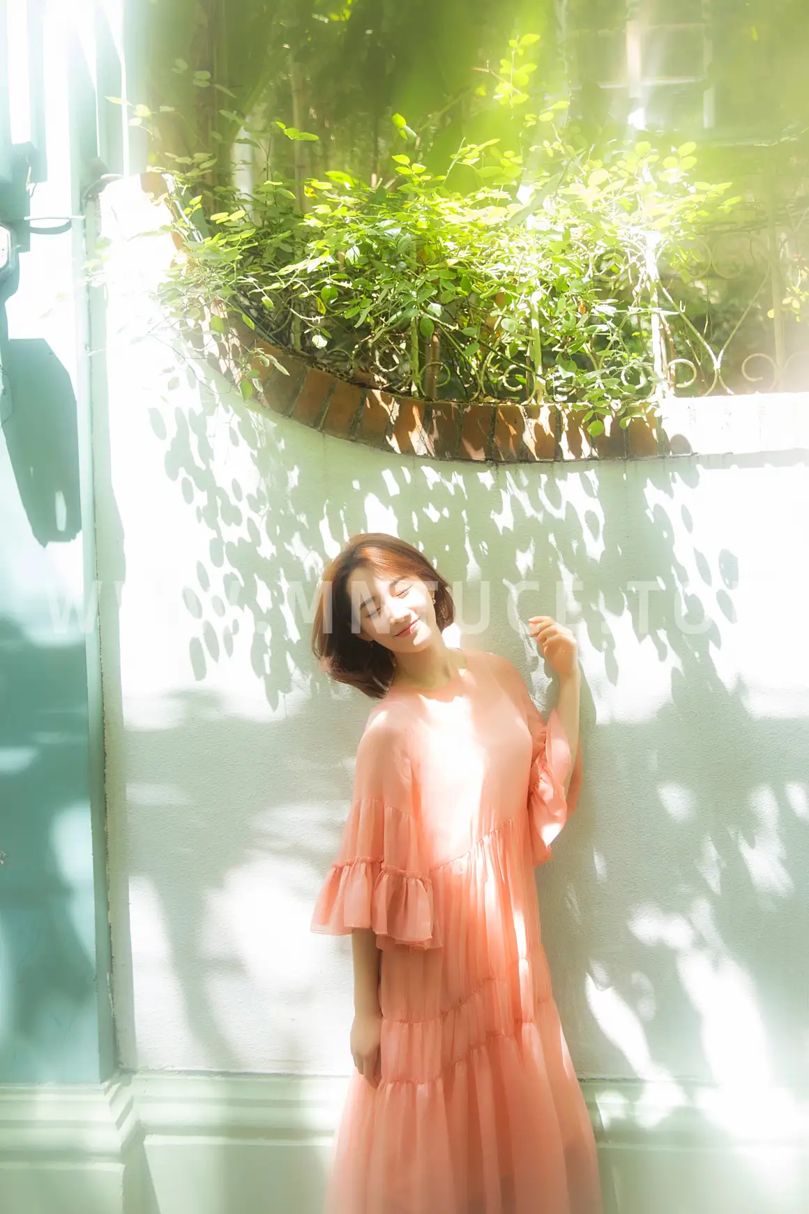 [艺图语] 2022.06.18 Vol.1221 – 原来有些女生真的会发光 赵婧祎zHAoJinGyI#[21P]-19