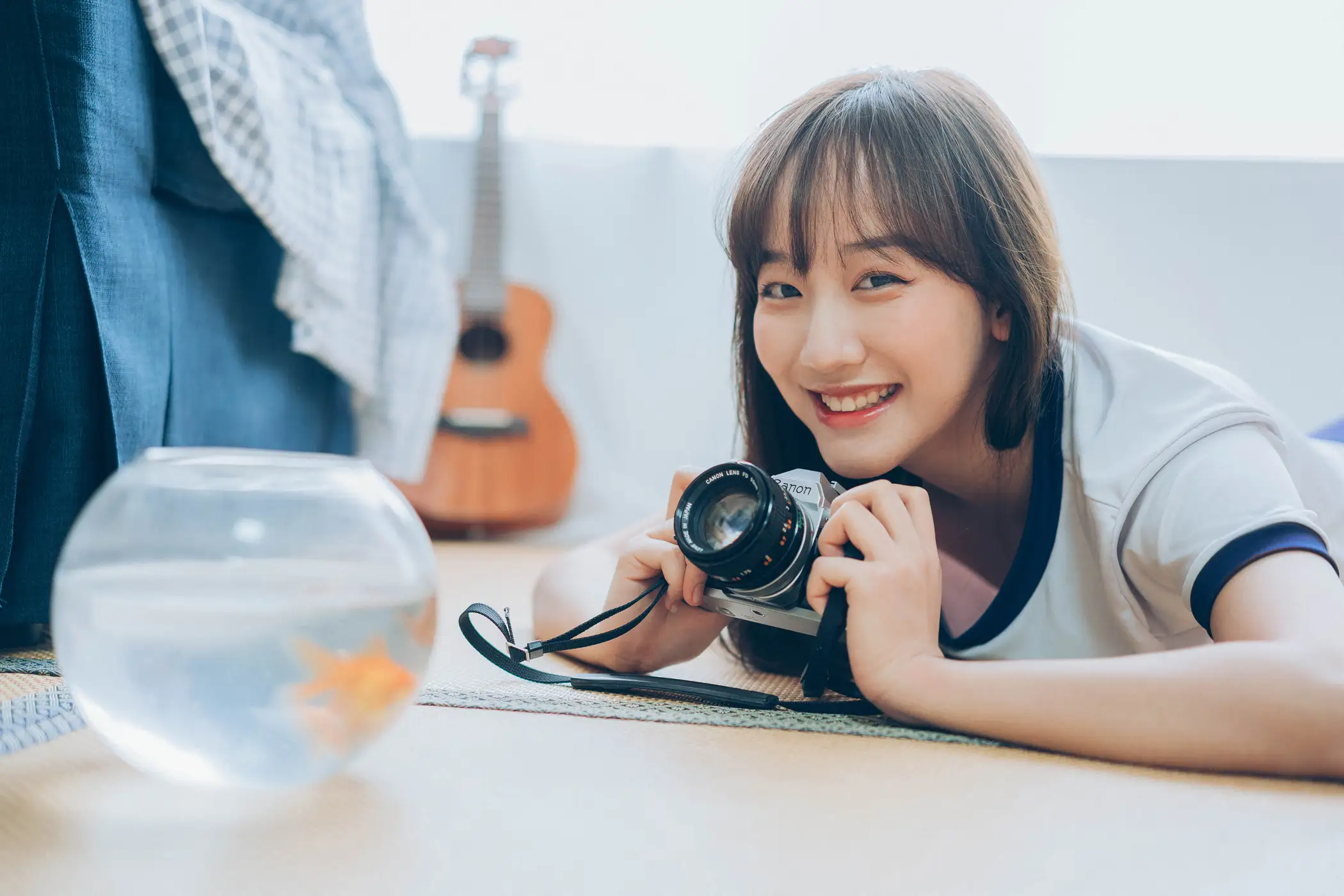 [艺图语] 2021.11.02 Vol.412 – 女摄影师 D#[24P]-3