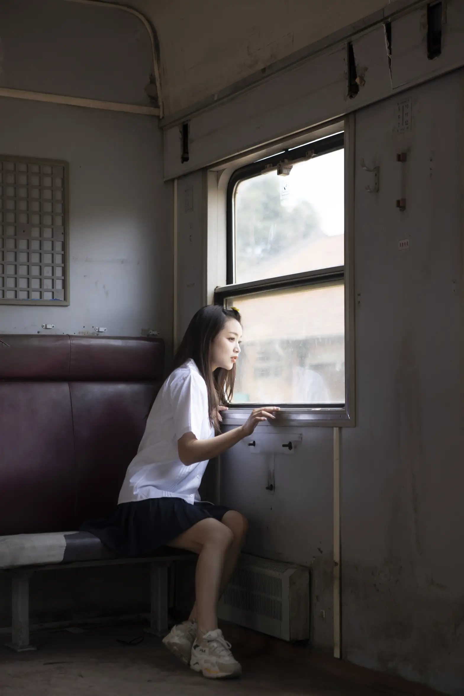 [艺图语] 2022.01.13 Vol.636 – 那个看到你就傻笑的人 腾莹#[25P]-1