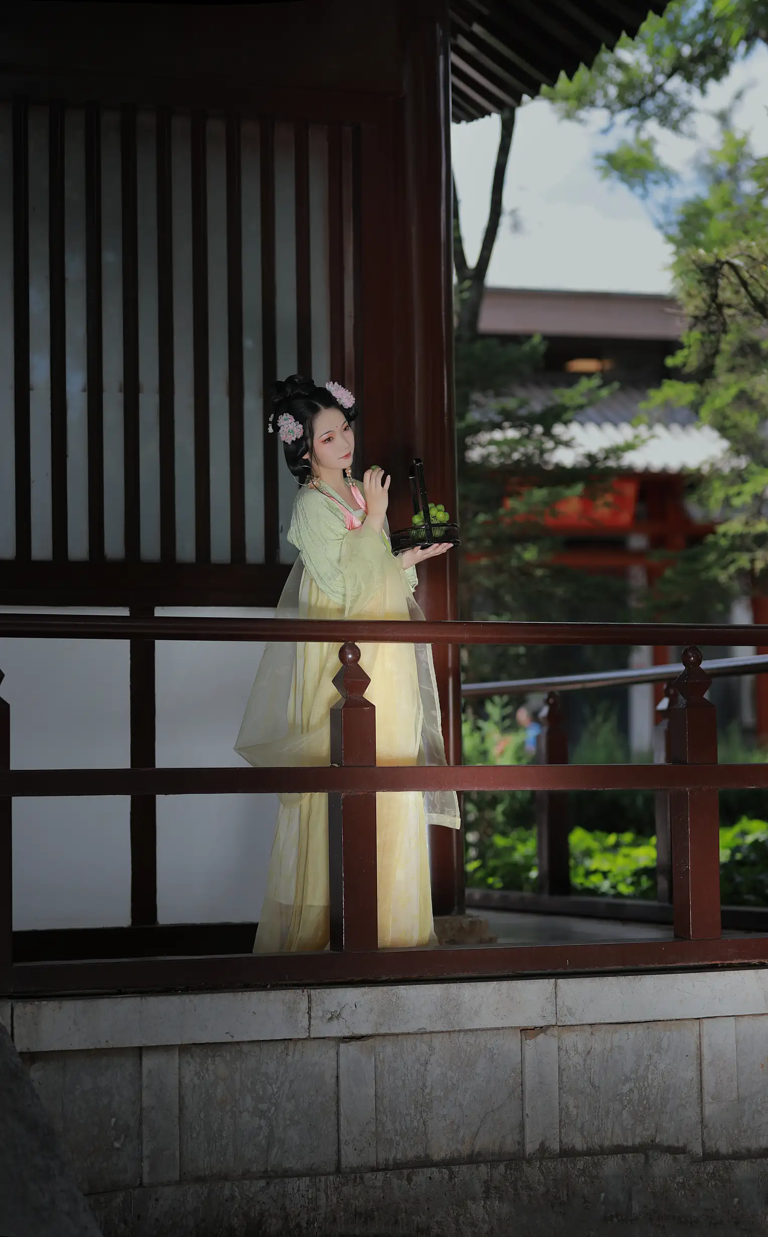 [艺图语] 2022.09.08 Vol.1903 – 若无闲事挂心头 落花人独立#[33P]-6