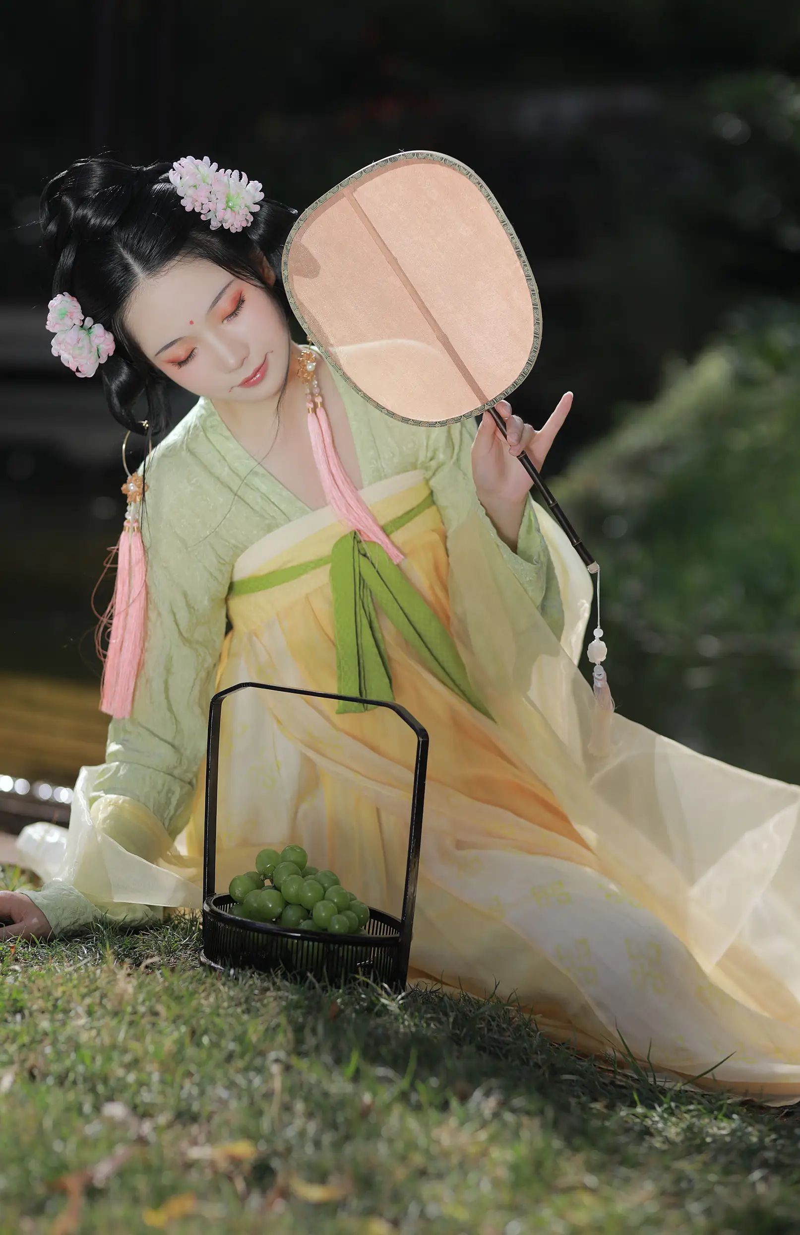 [艺图语] 2022.09.08 Vol.1903 – 若无闲事挂心头 落花人独立#[33P]-2