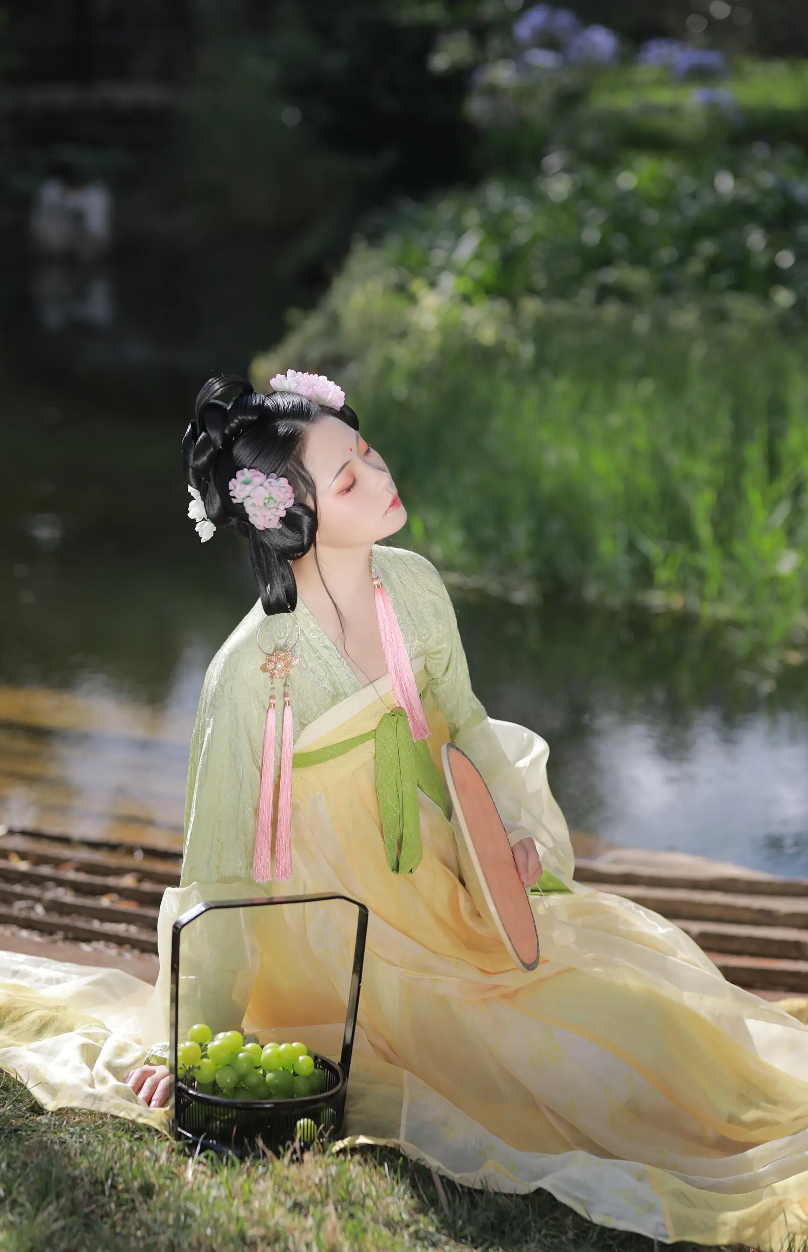 [艺图语] 2022.09.08 Vol.1903 – 若无闲事挂心头 落花人独立#[33P]-3