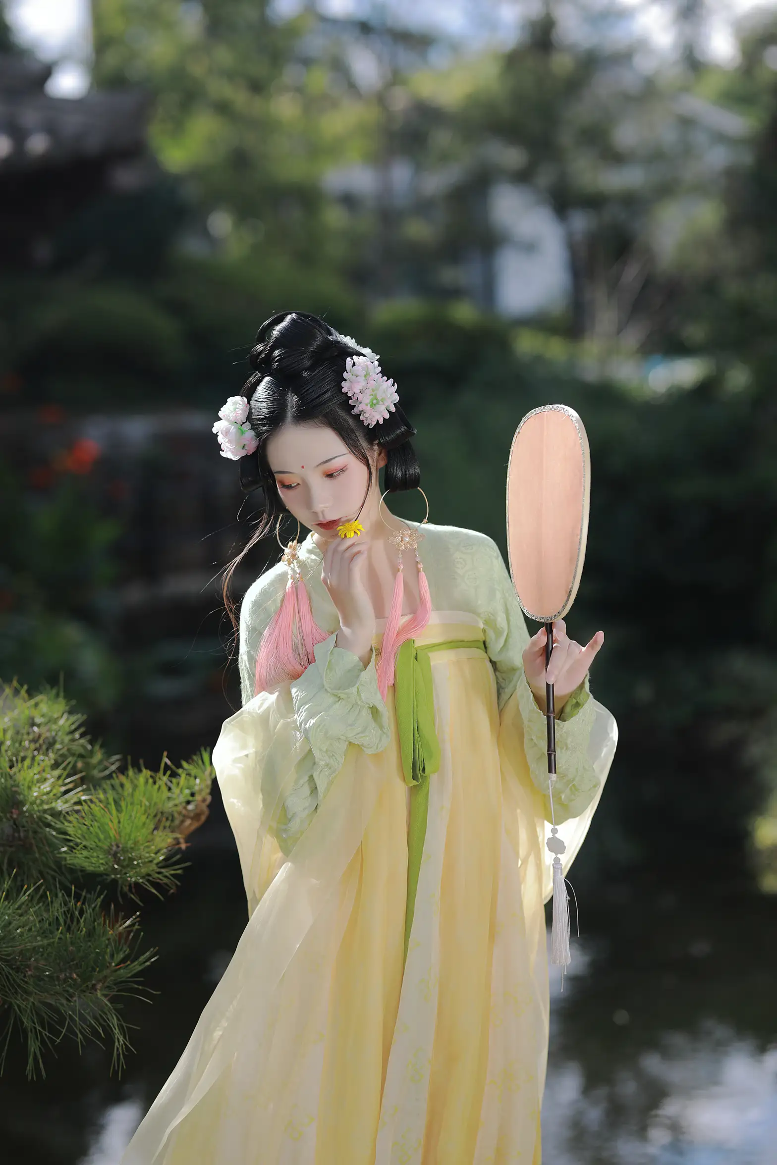 [艺图语] 2022.09.08 Vol.1903 – 若无闲事挂心头 落花人独立#[33P]-2