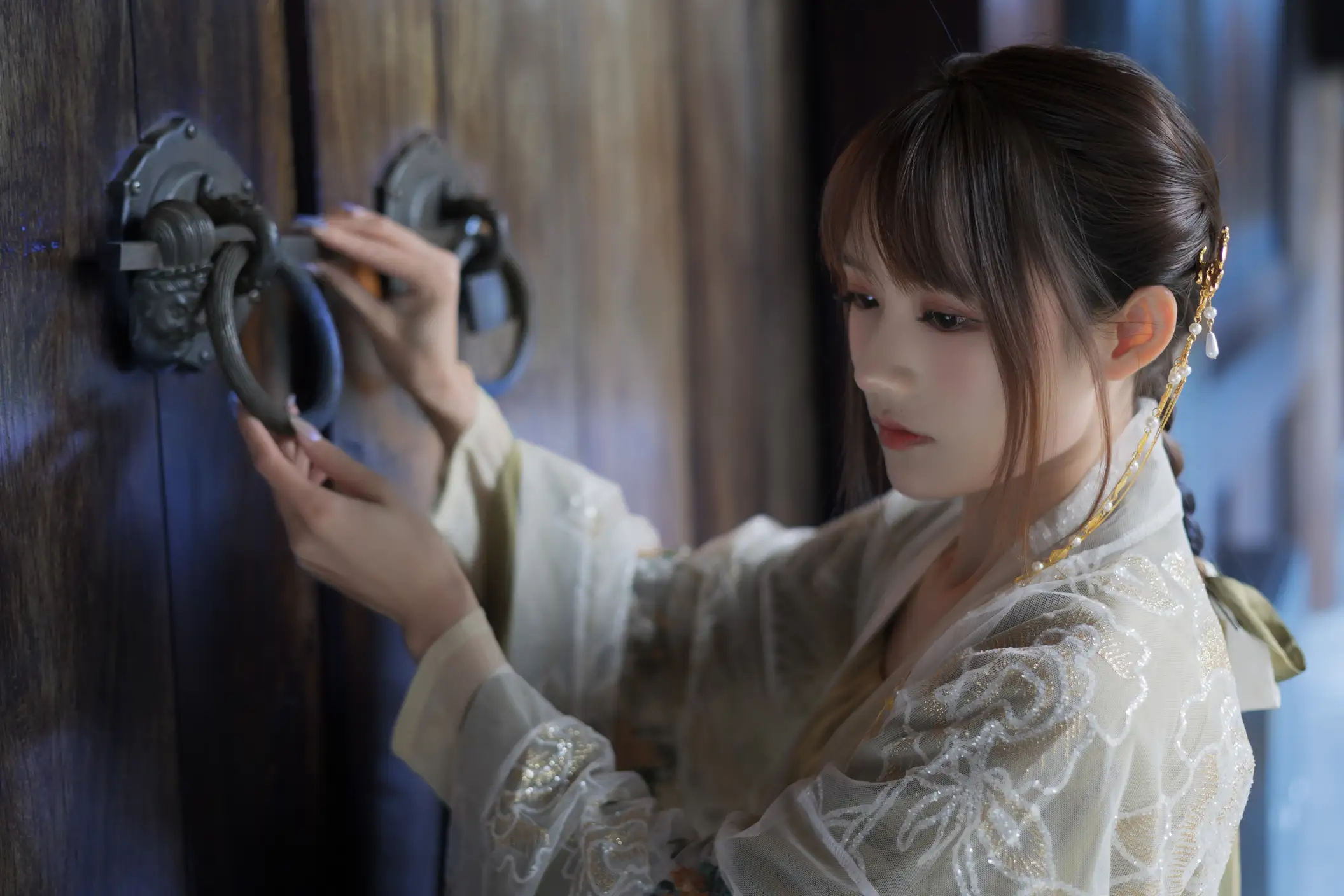 [艺图语] 2022.07.02 Vol.1351 – 宫墙柳 兔子Zzz不吃胡萝卜#[44P]-9