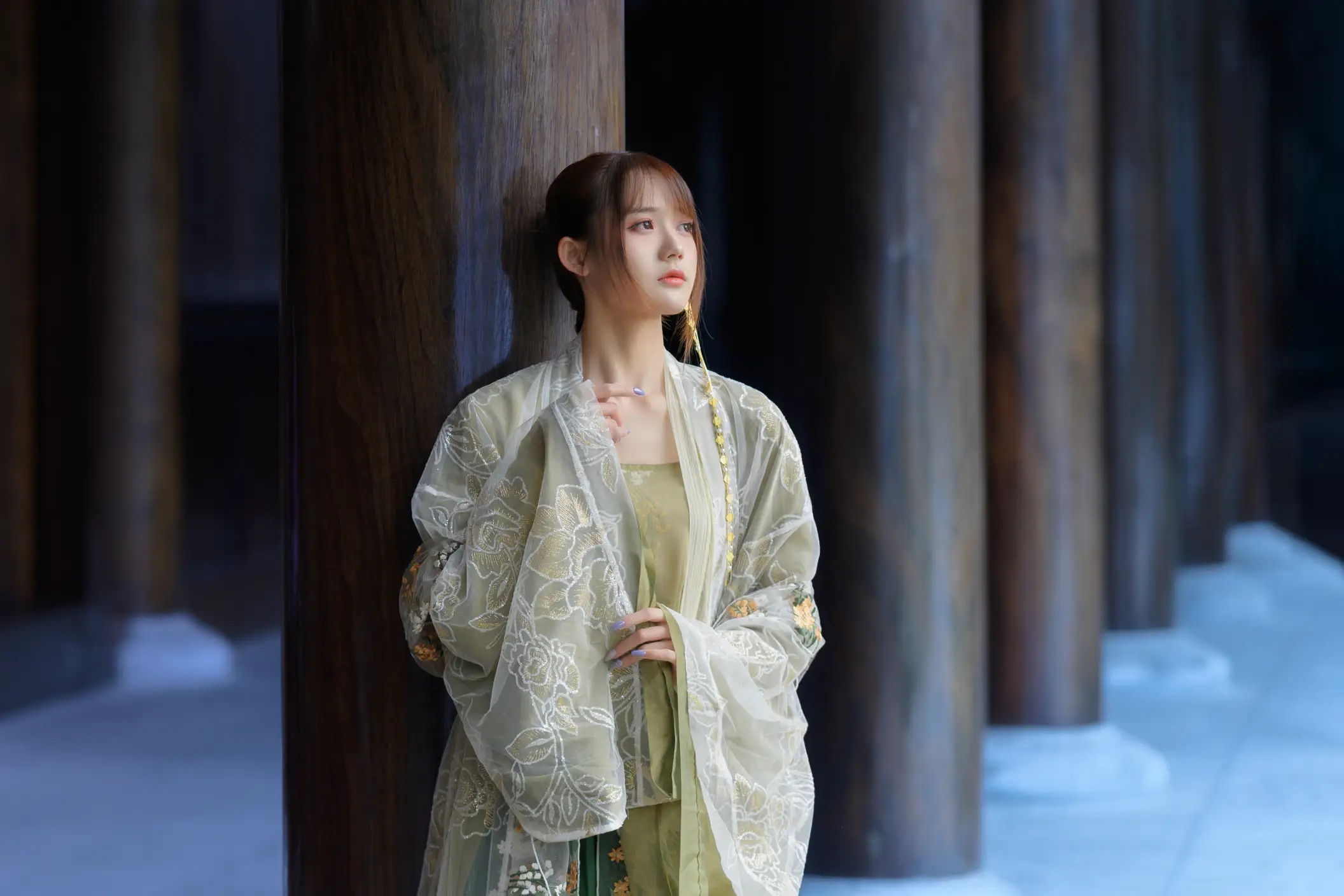 [艺图语] 2022.07.02 Vol.1351 – 宫墙柳 兔子Zzz不吃胡萝卜#[44P]-3