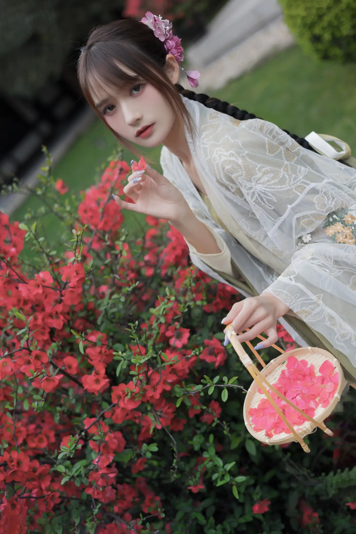 [艺图语] 2022.07.02 Vol.1351 – 宫墙柳 兔子Zzz不吃胡萝卜#[44P]-10