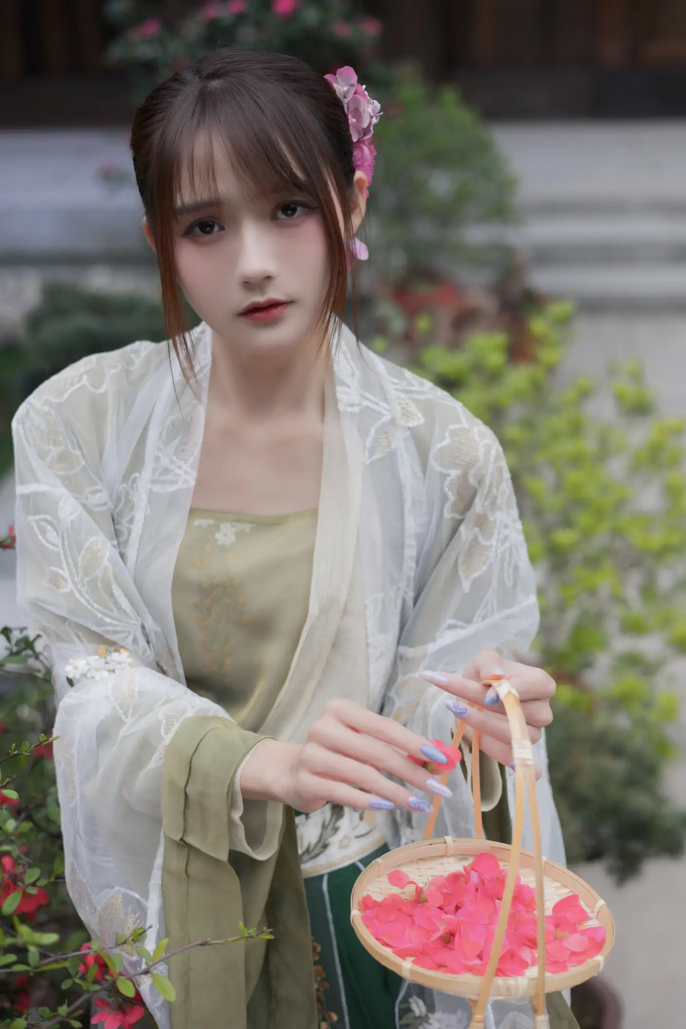 [艺图语] 2022.07.02 Vol.1351 – 宫墙柳 兔子Zzz不吃胡萝卜#[44P]-2