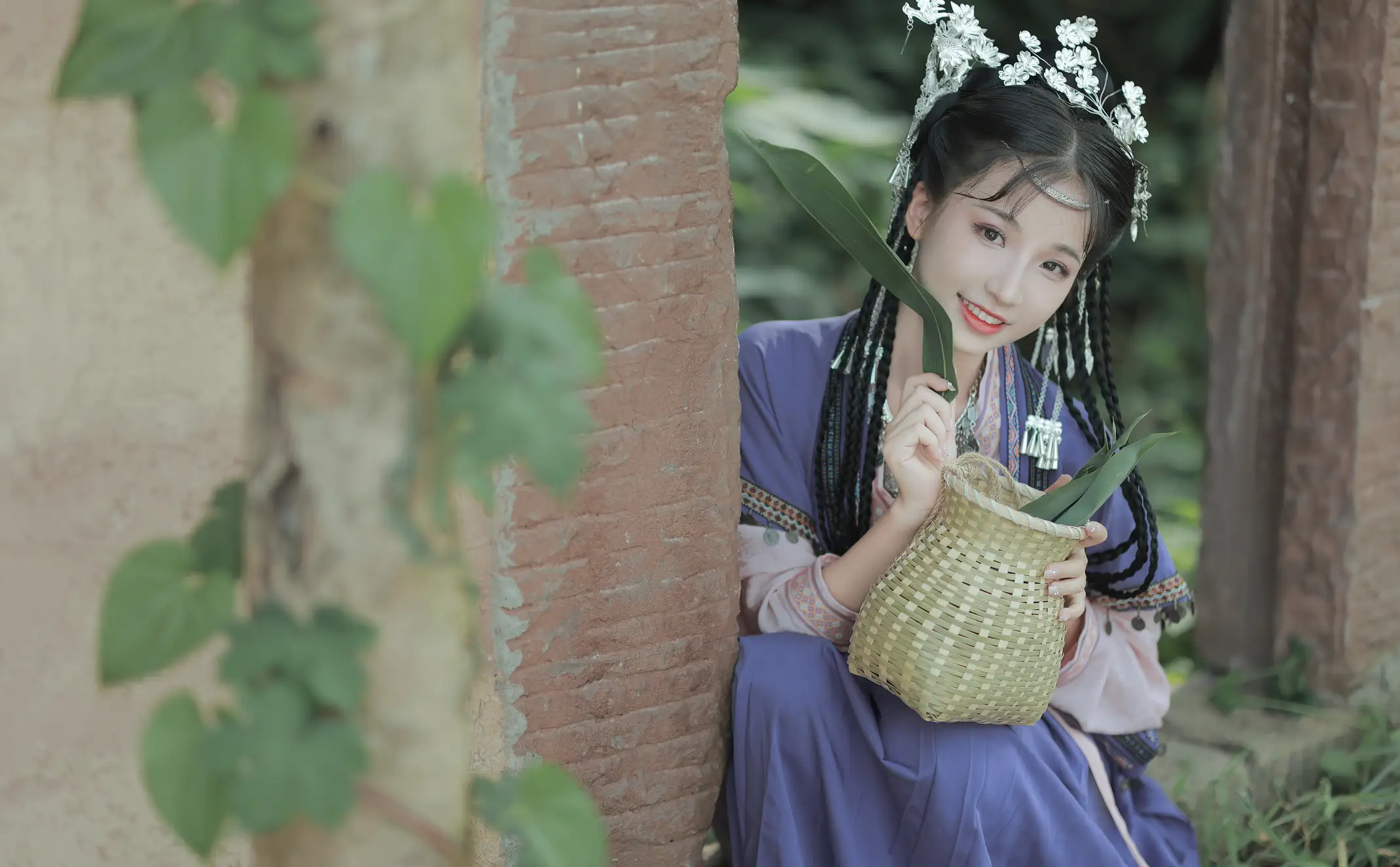 [艺图语] 2022.09.14 Vol.1947 – 苗疆少女 卷卷#[22P]-10