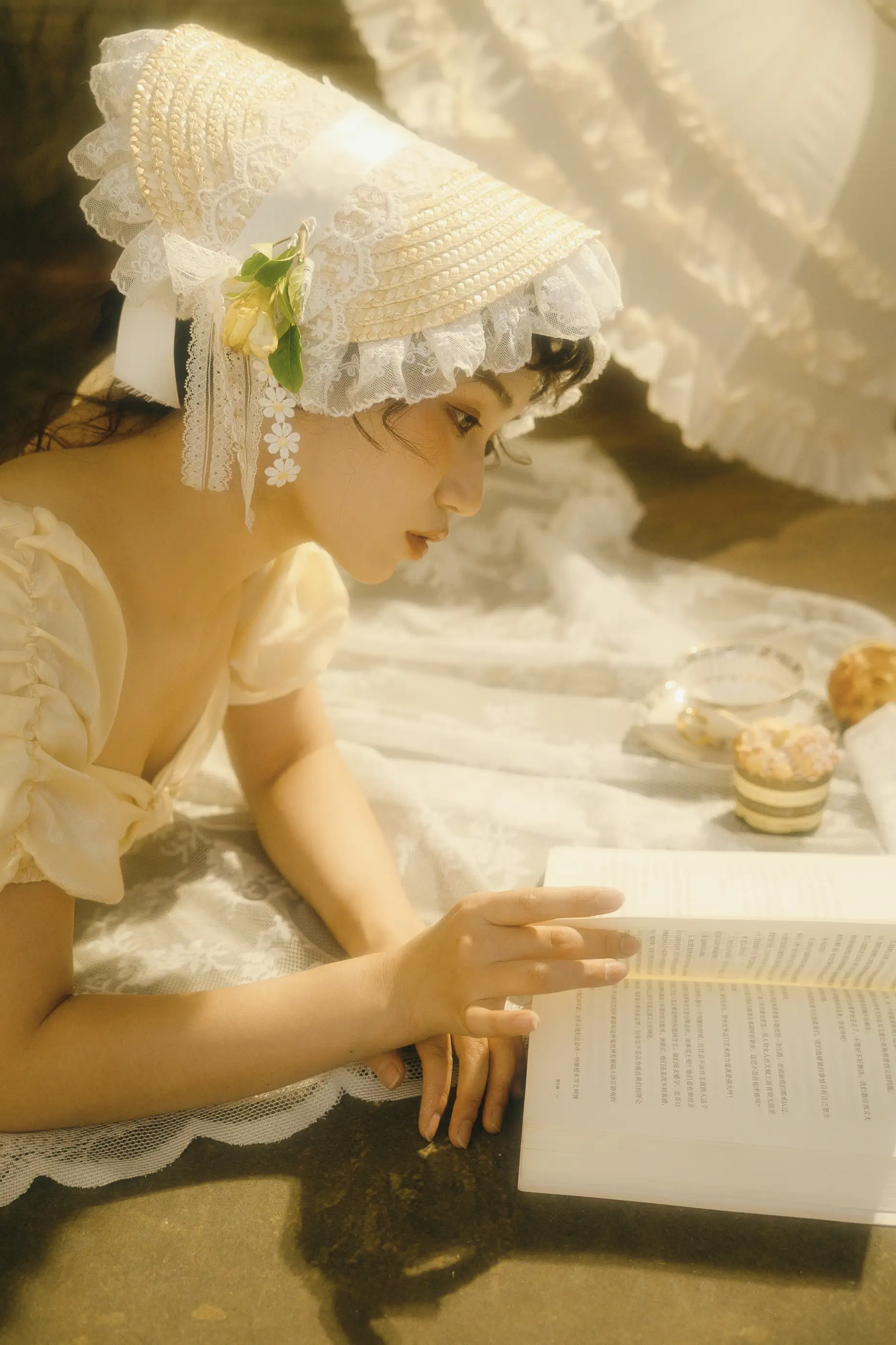 [艺图语] 2022.07.16 Vol.1491 – 半为美梦  半为真 黎子画画#[20P]-1