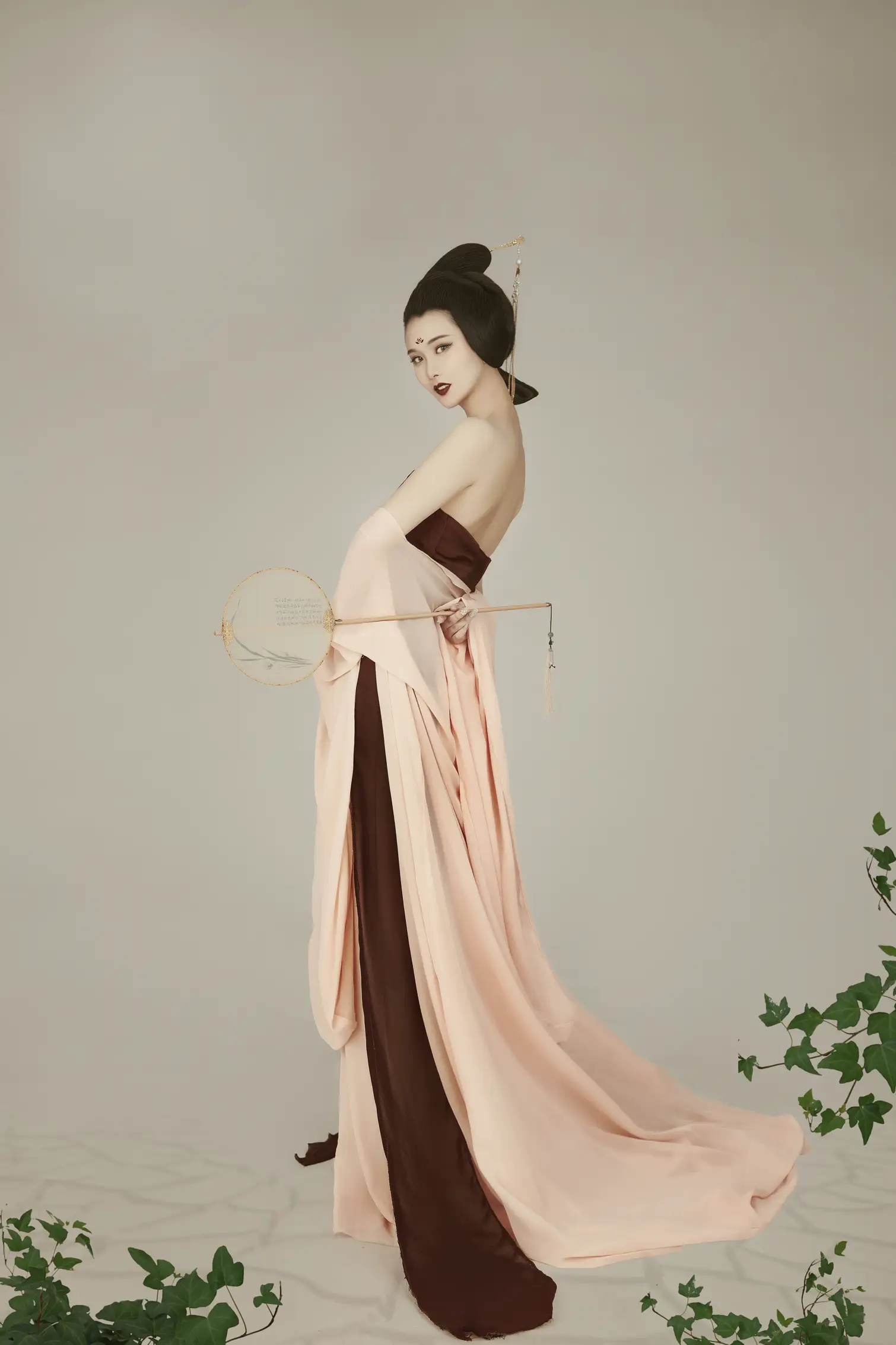 [艺图语] 2022.02.03 Vol.746 – 折轻扇 欣宝#[23P]-3